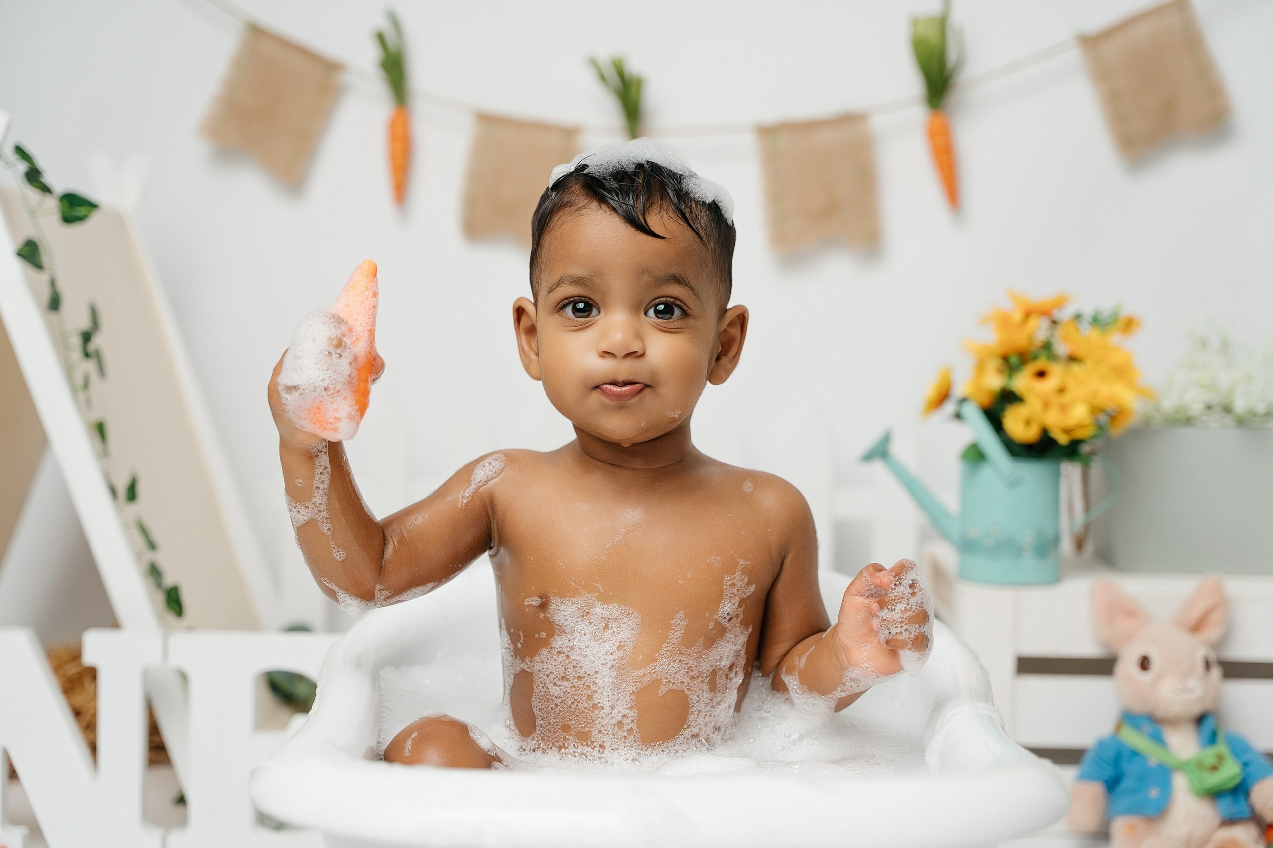 Peter rabbit cake smash session. Newborn and family photographer. Hills District. Sydney