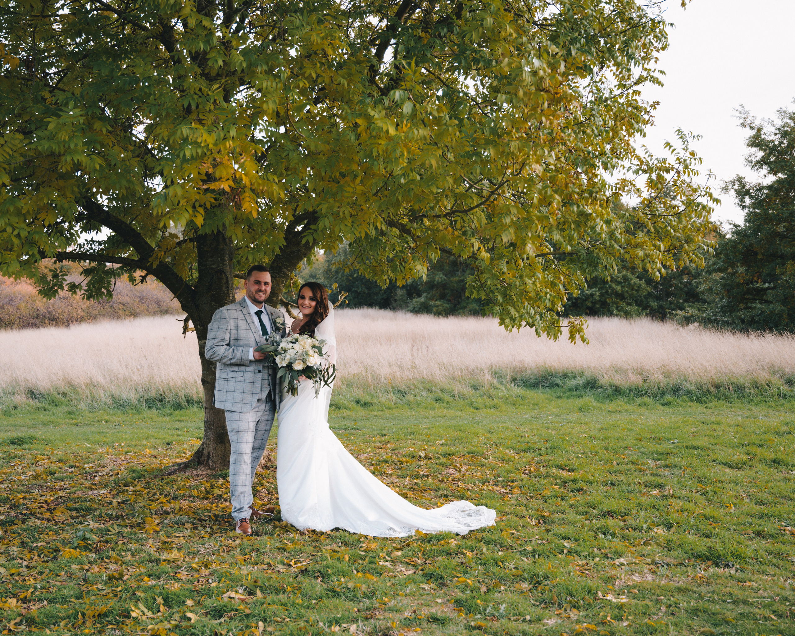"Local Sheffield wedding photographer captures the romance of Aston Hall"