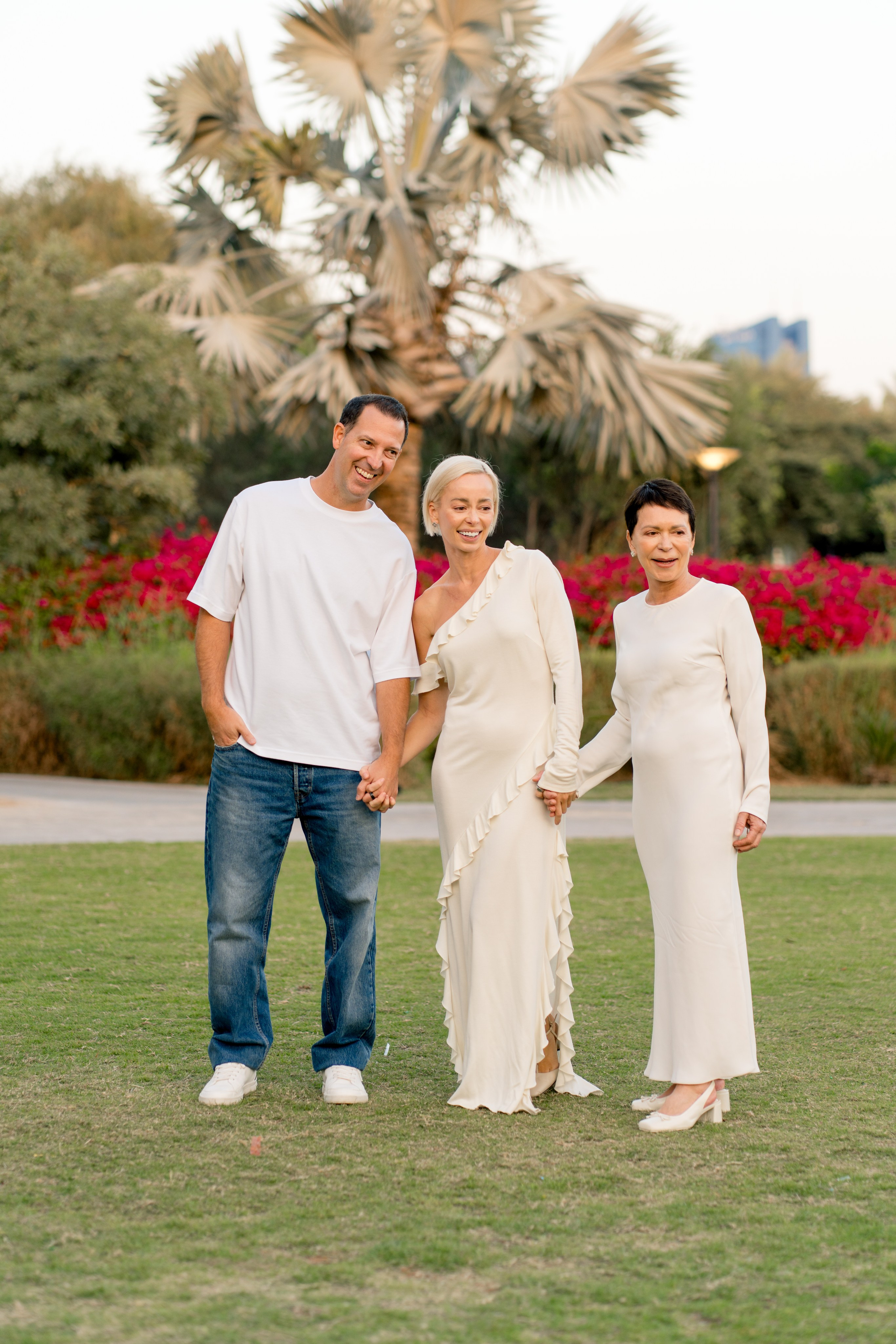 Abu Dhabi photographer capturing candid moments