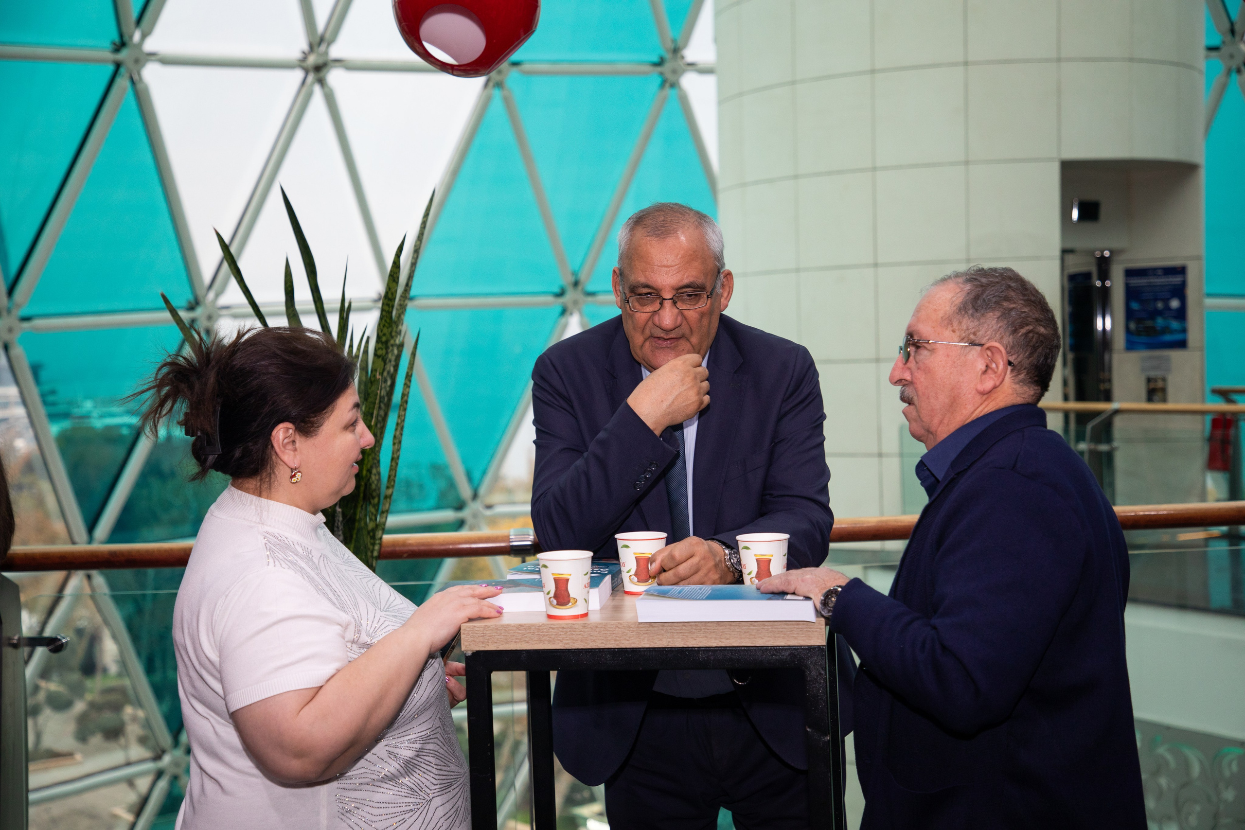 “Fundamental Astronomiya” kitabının təqdimatı keçirilib. Həvəskar Astronomlar Cəmiyyəti — Astronomy.az