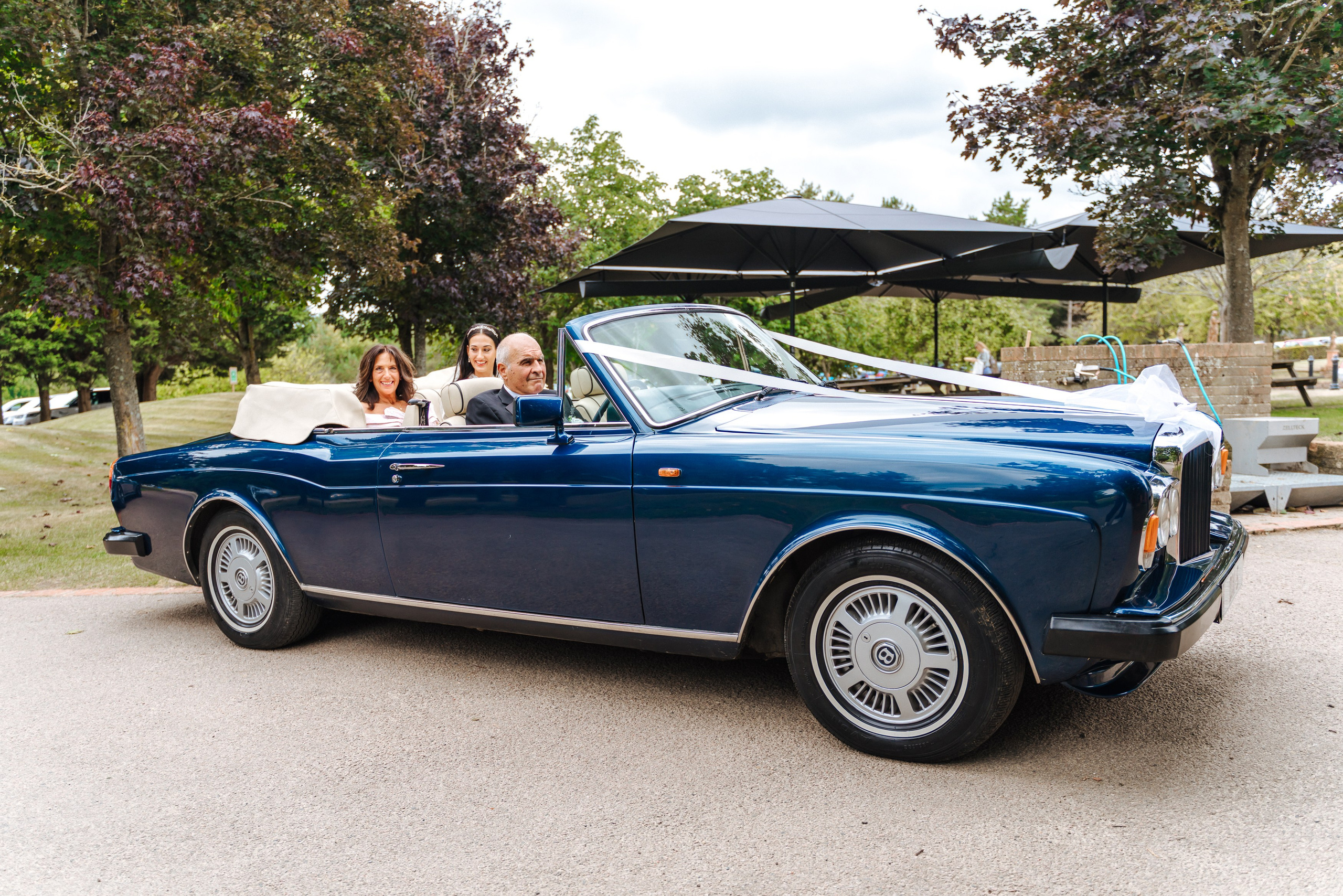 Wedding at Essendon Country Club. Photographer in England Ekaterina Romanova