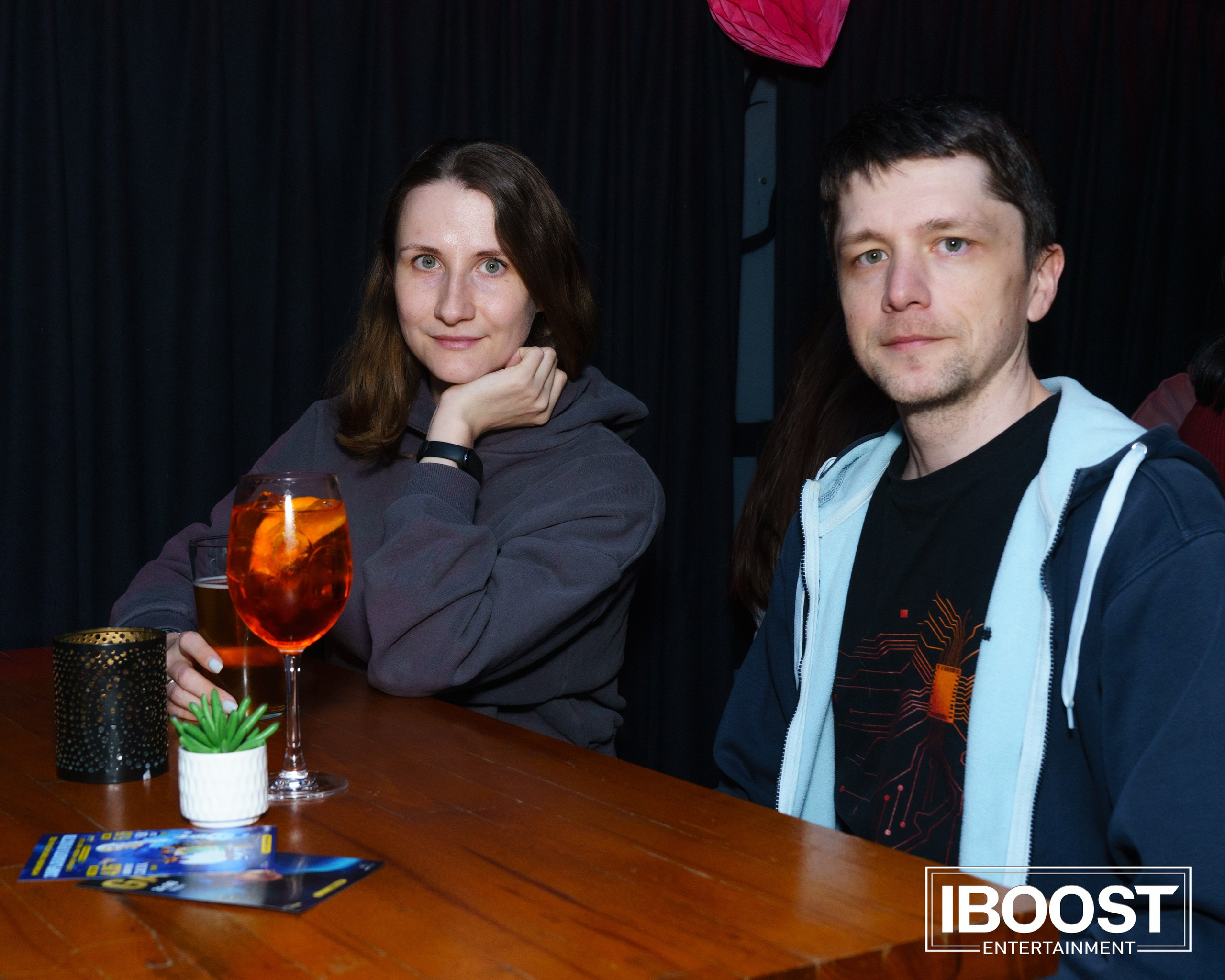 Two concert guests sitting at a table during the Animal JazZ show in Sofia.