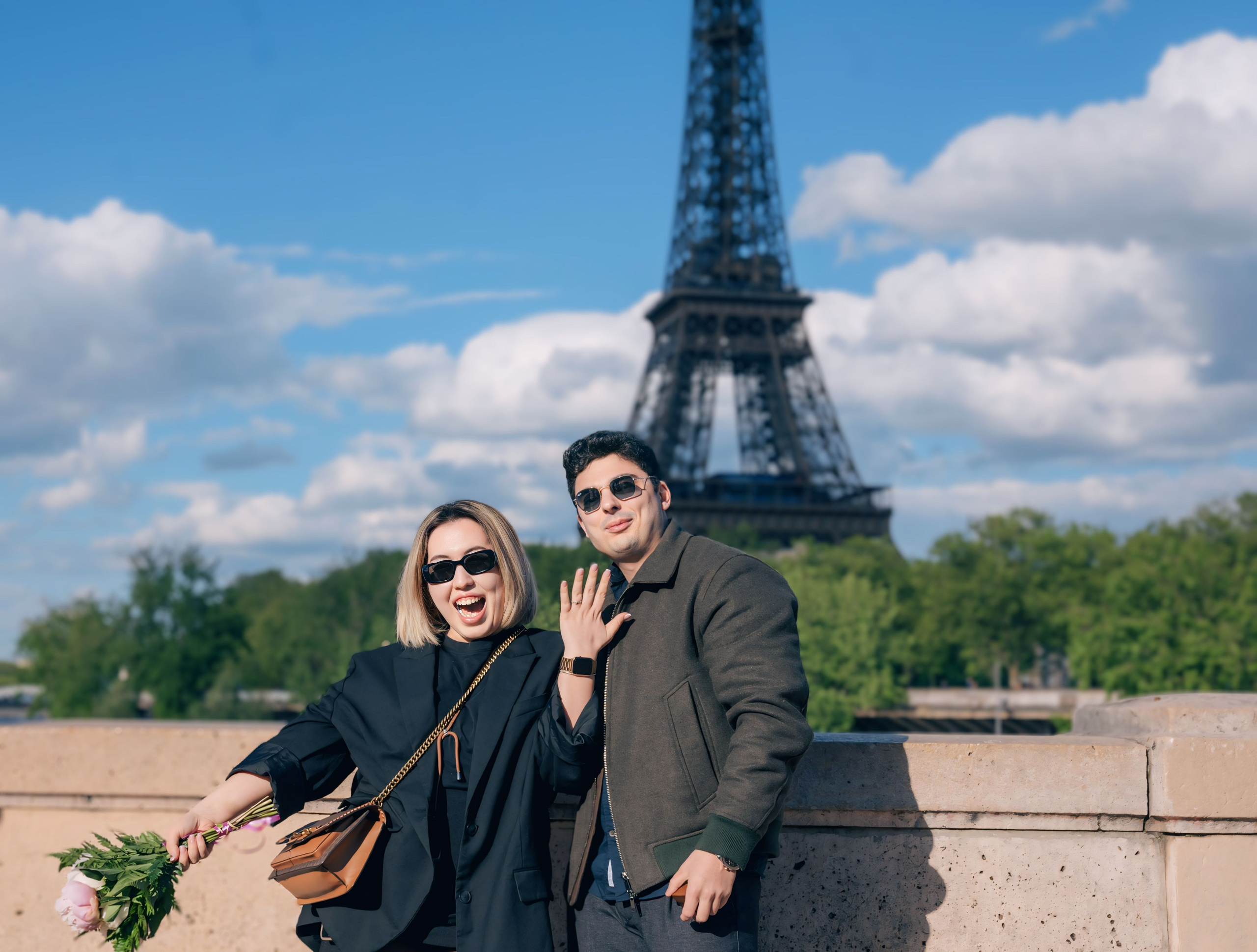Lovestory photoshoot in Paris. Alina Tagzieva- a photograper in Paris