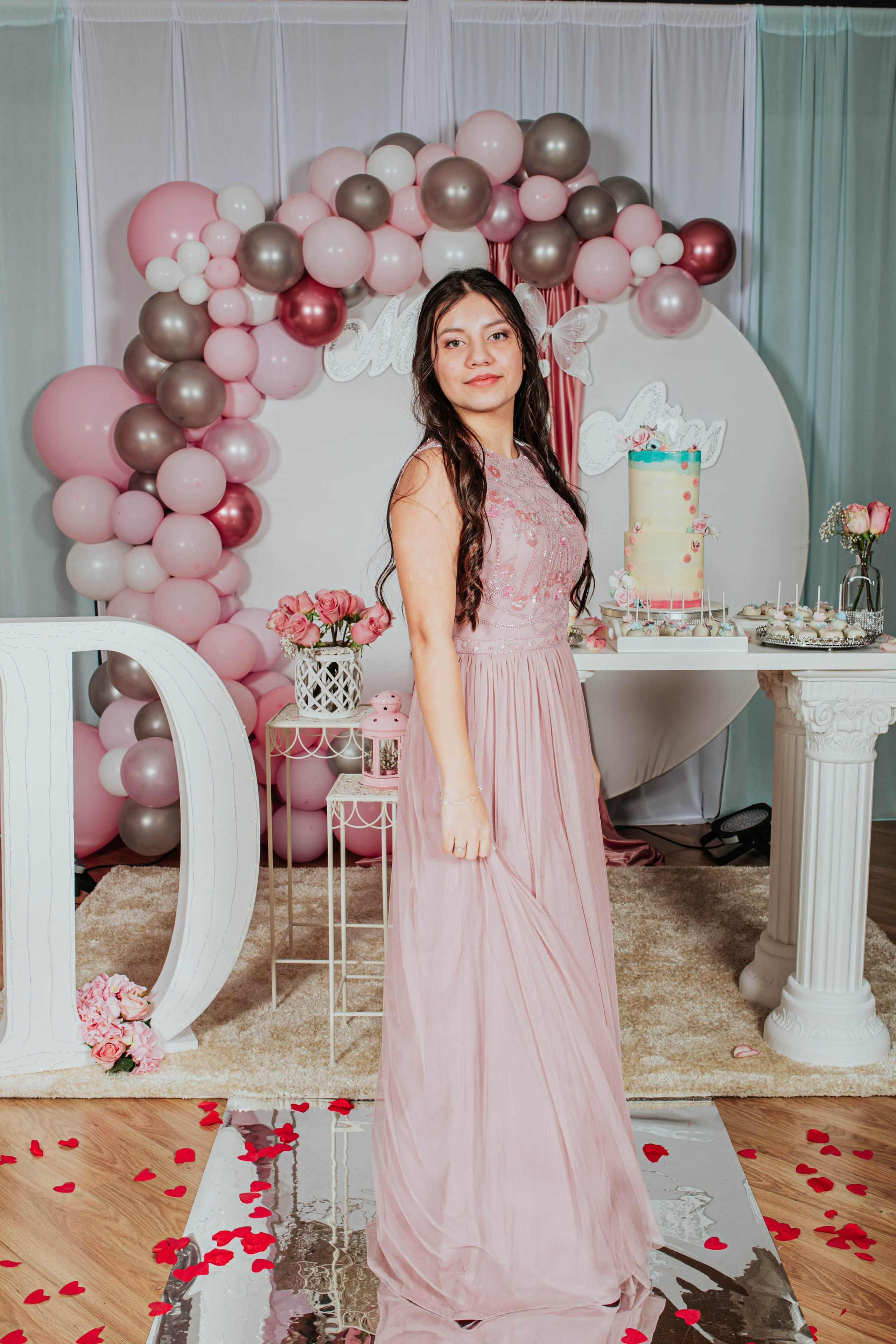 Sesión de Fotos de Cumpleaños en Madrid | Smash Cake, 15, 19, 40 Años – Rainbox Estudio. Rainbox Estudio de Fotografía