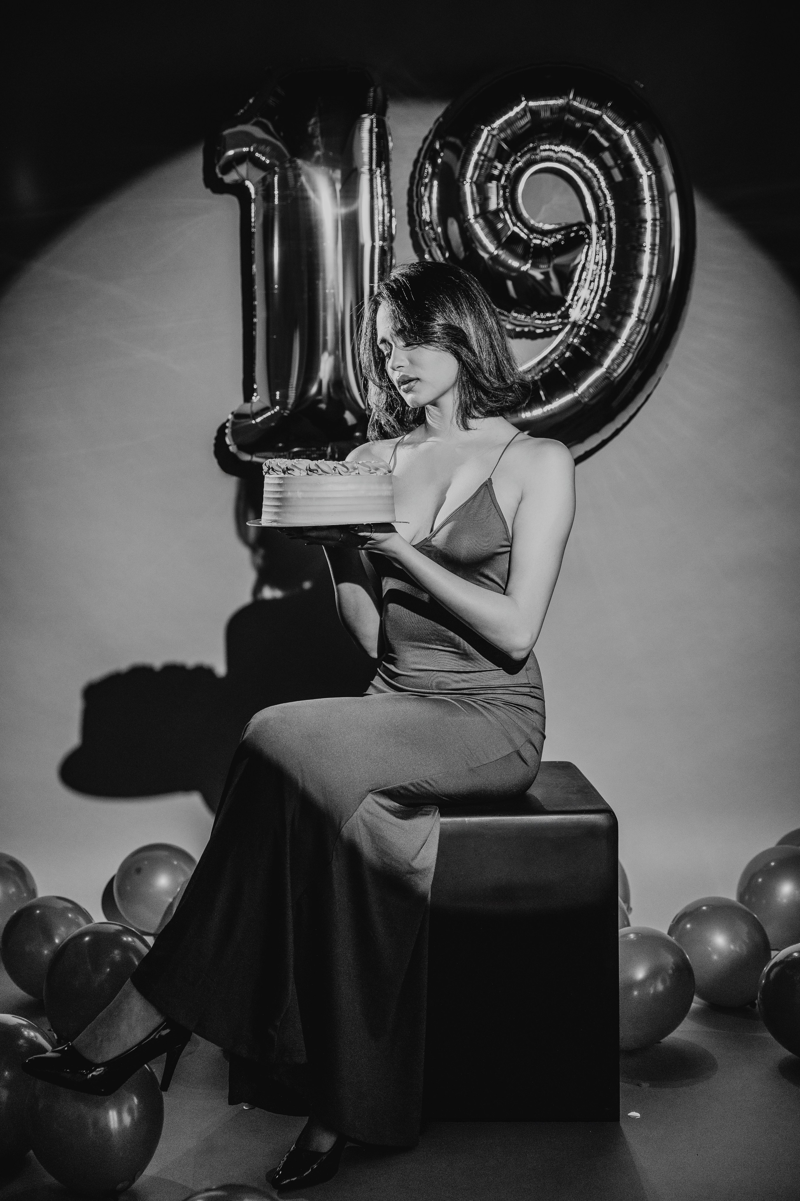 Sesión de Fotos de Cumpleaños en Madrid | Smash Cake, 15, 19, 40 Años – Rainbox Estudio. Rainbox Estudio de Fotografía