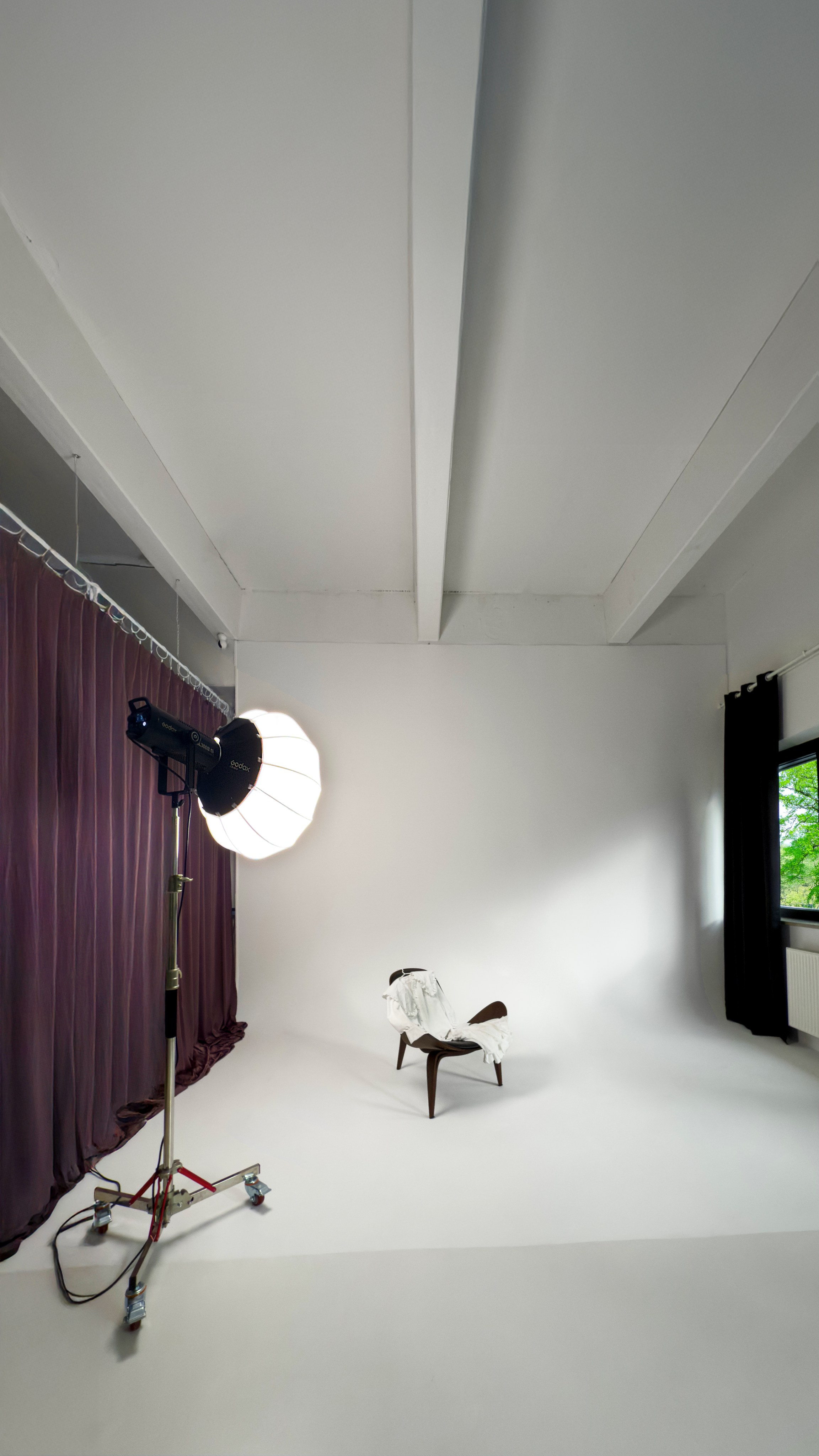Оборудование и мебель. Photo studio Aesthetic Space