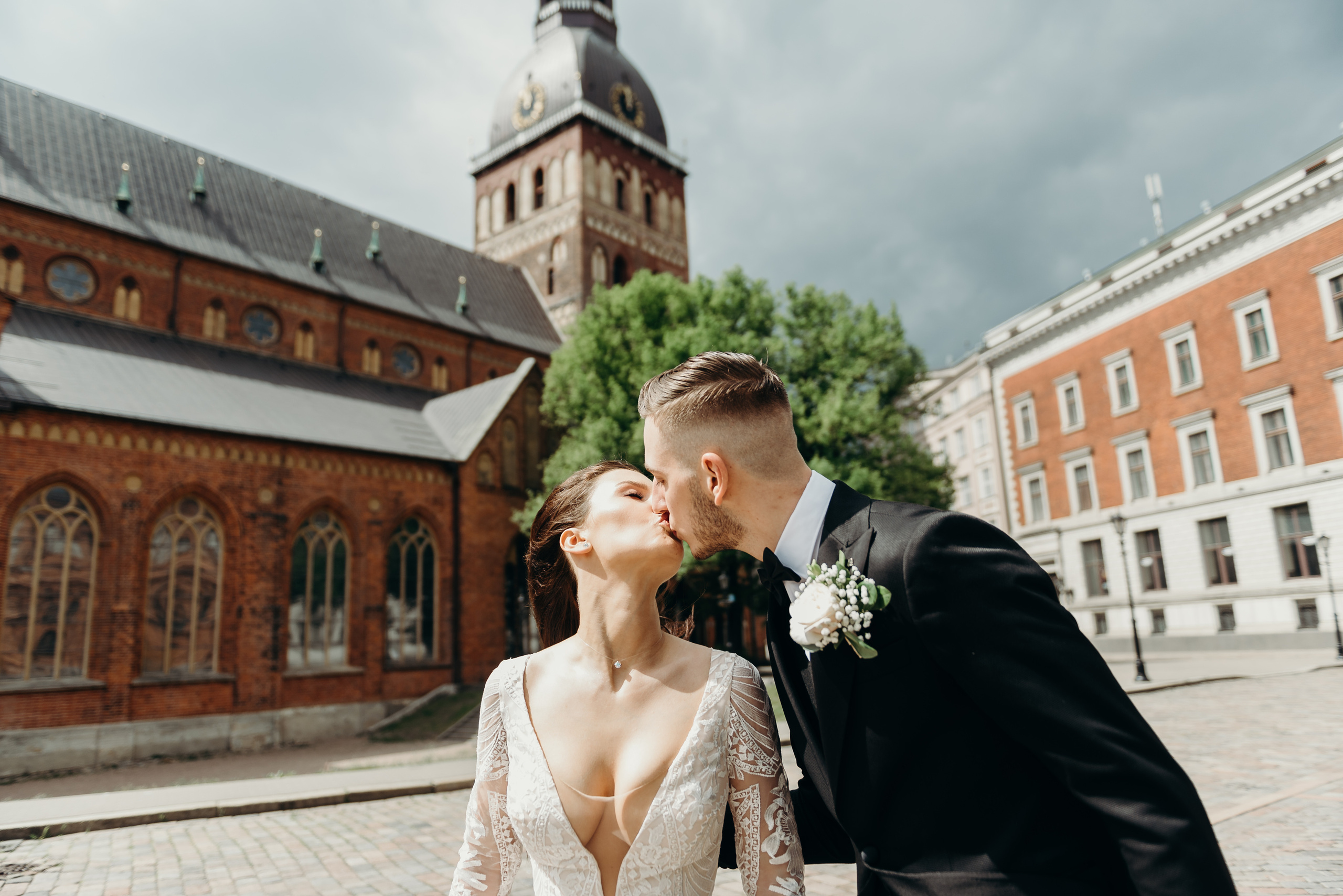 Фотосессия в старой Риге на фоне Домского сабора