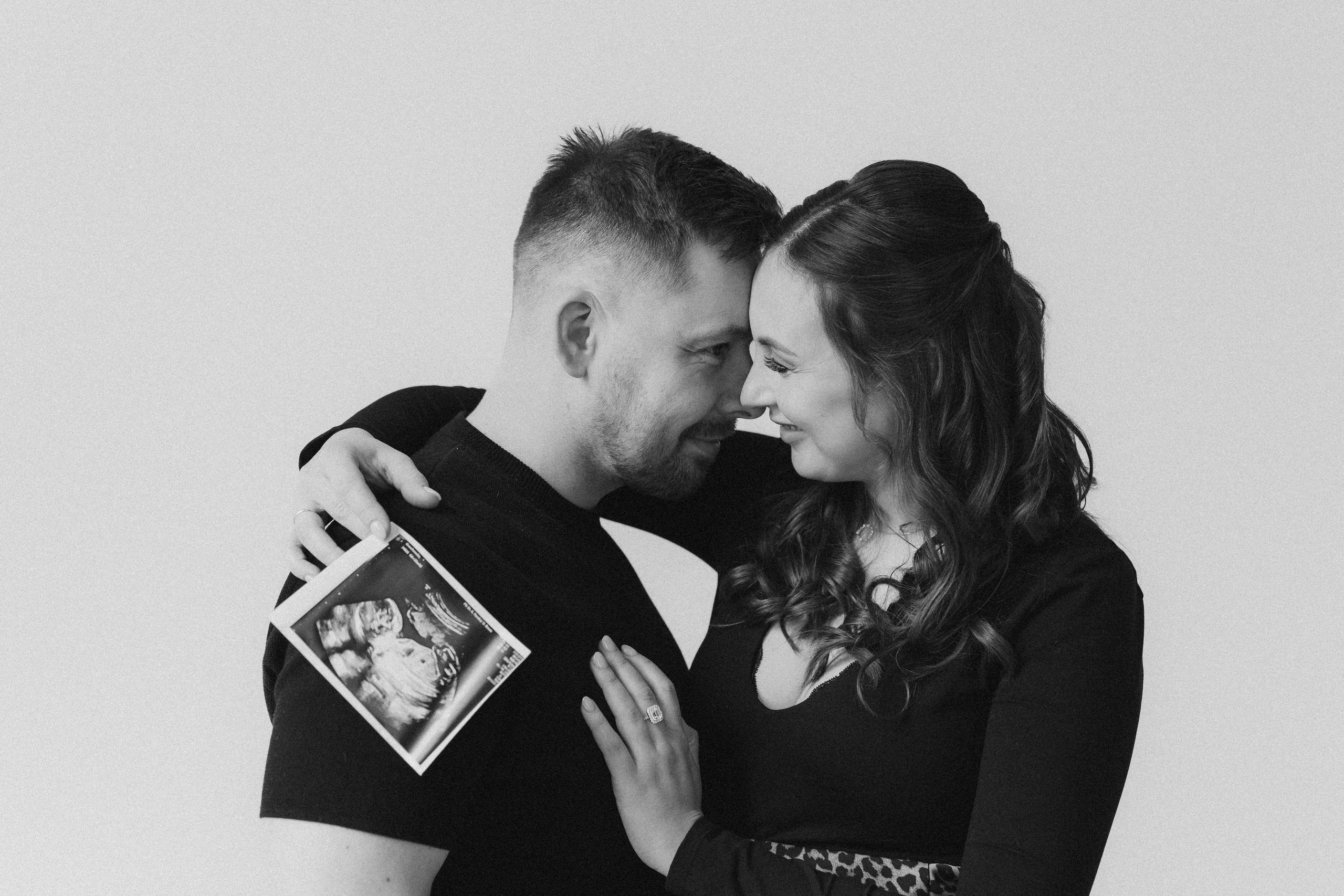 SESJE CIĄŻOWE I NOWORODKOWE. Fotograf ślubny & lifestyle Gdańsk, Karolina Baczewska