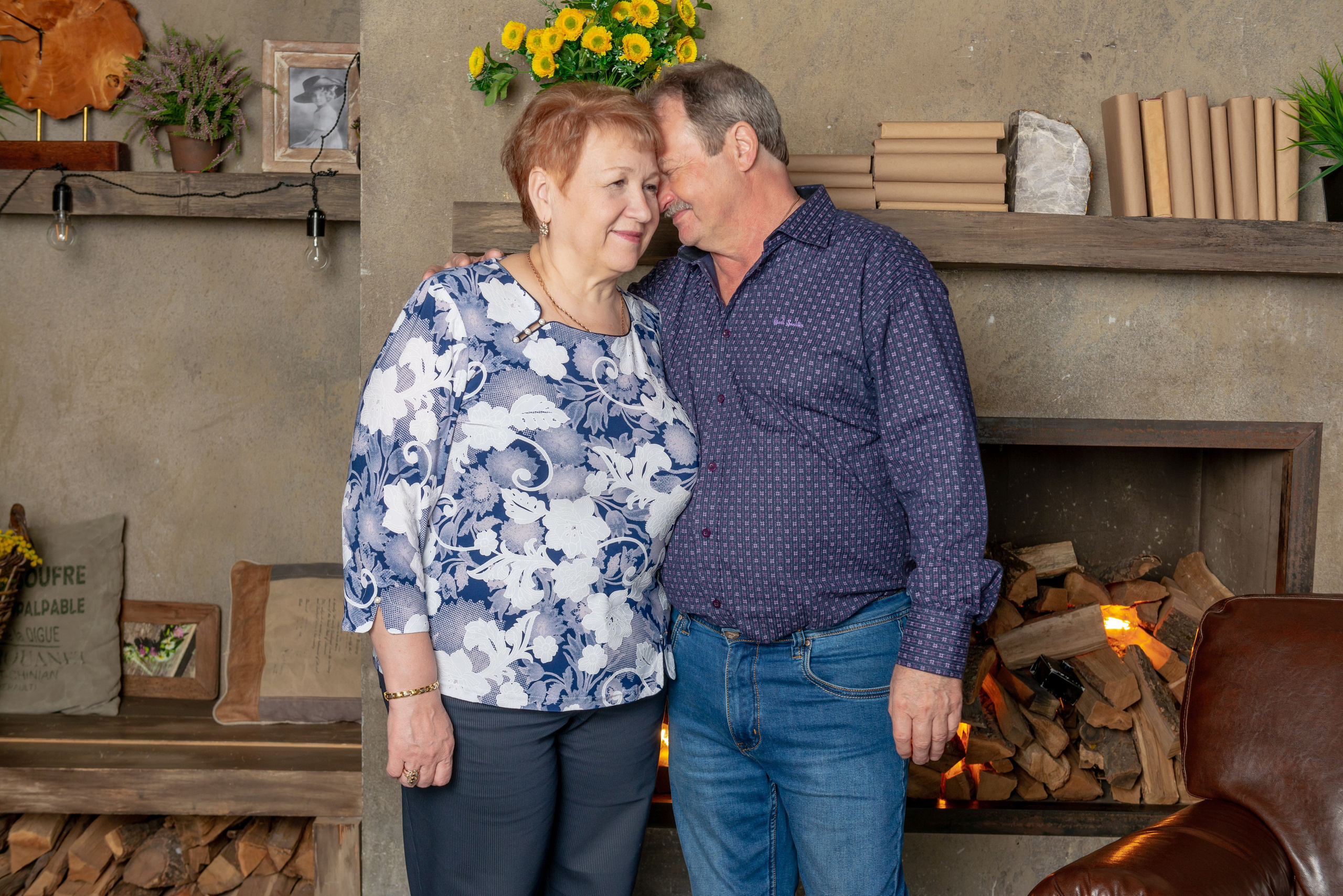 Photosession of a married couple in the studio. FOTÓGRAFO MÉXICO QUINTANA ROO