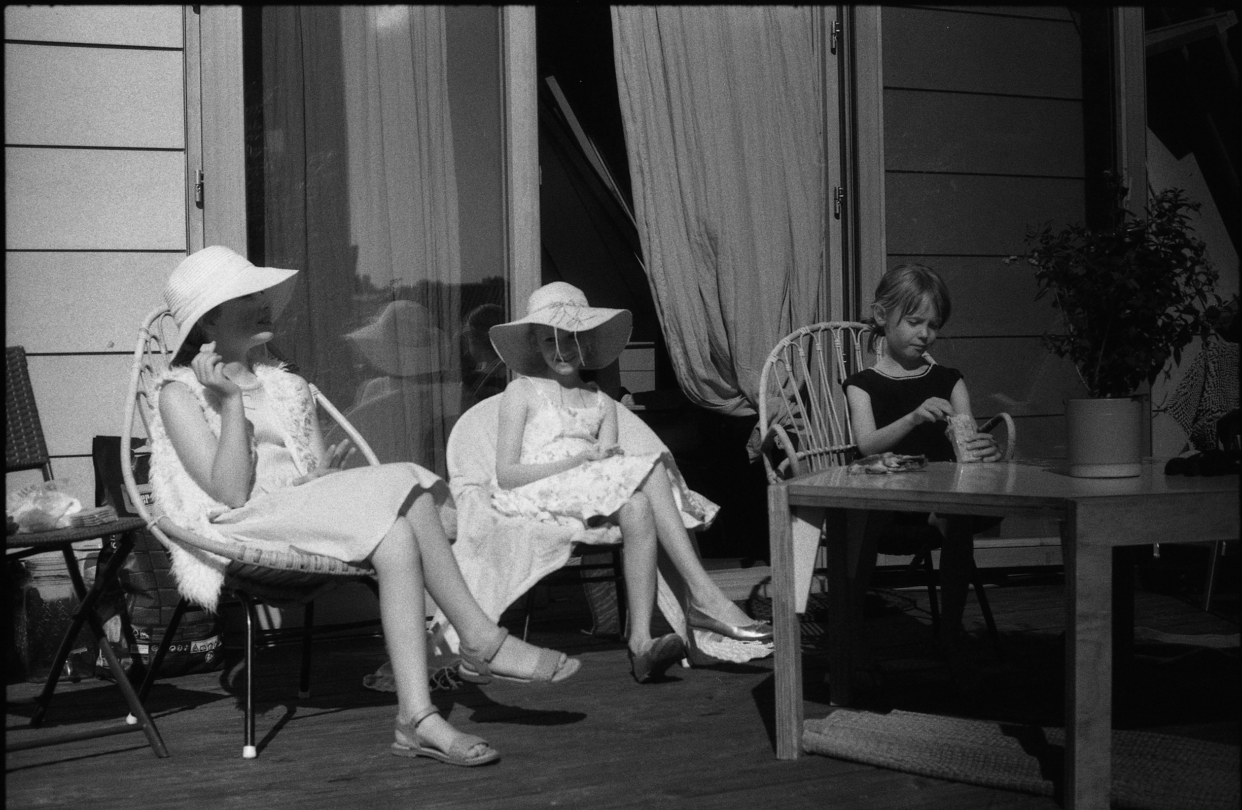 Oosterwold Photography Project. Portrait Photographer in Brussels & Amsterdam — Victoria Ushkanova