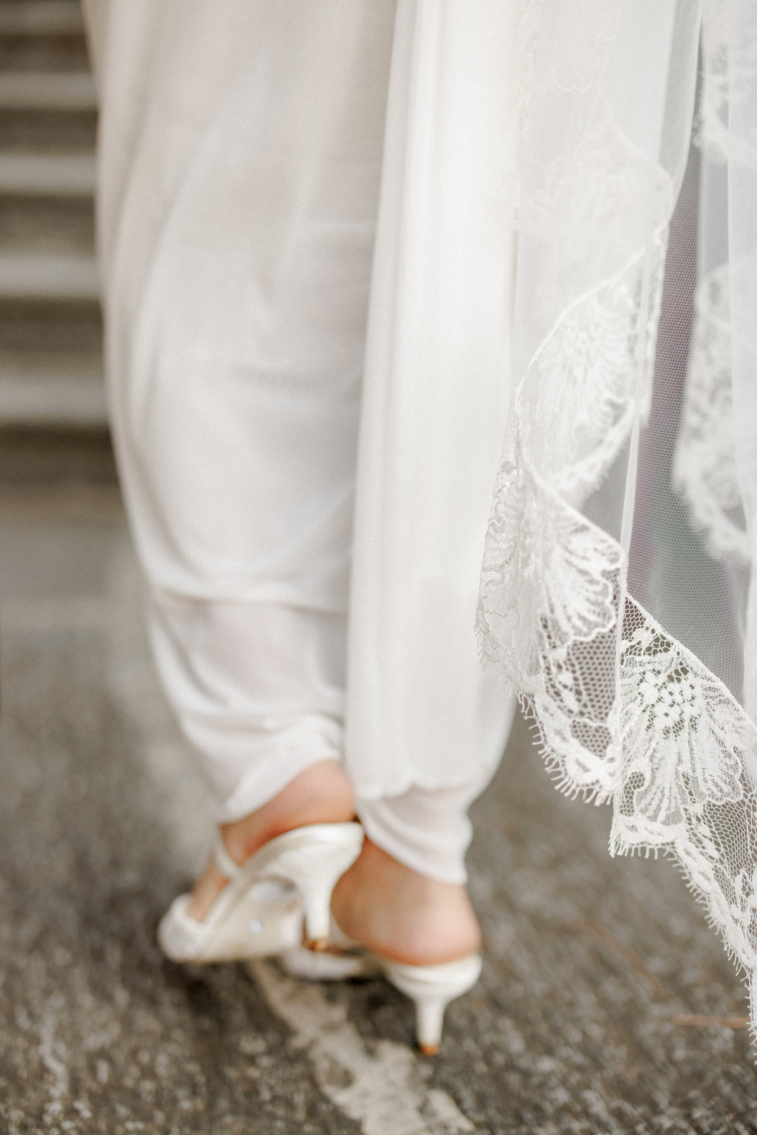 Ein frühes Elopement am Comer See: Eine Liebesgeschichte, die in Erinnerung bleibt. Familien- & Hochzeitsfotografin Schweiz. Valeria Diaz in Zürich und Umgebung