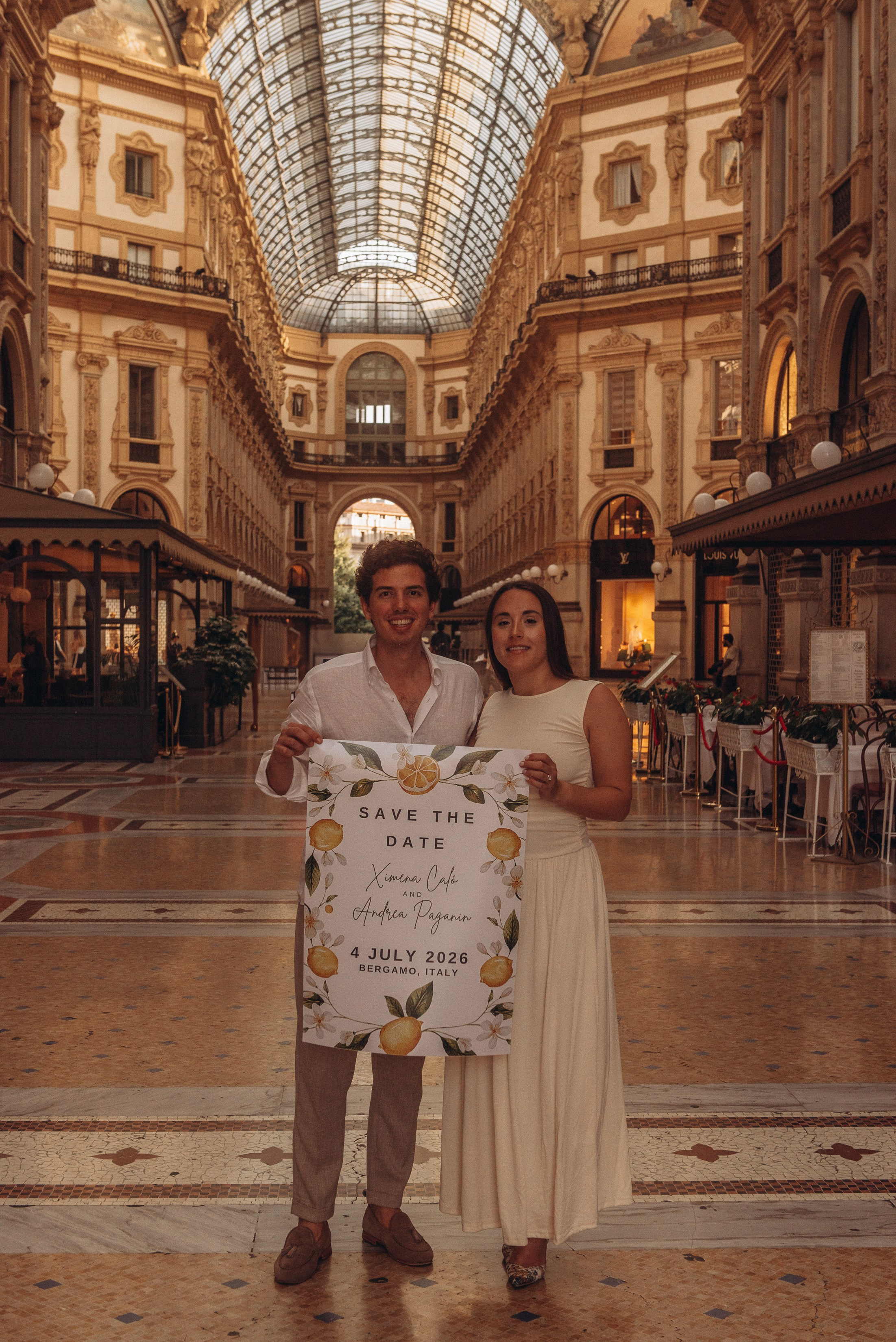 Save the date teaser — Prewedding photoshoot. AnaMilanoFoto | Couple & Wedding Photographer in Milan