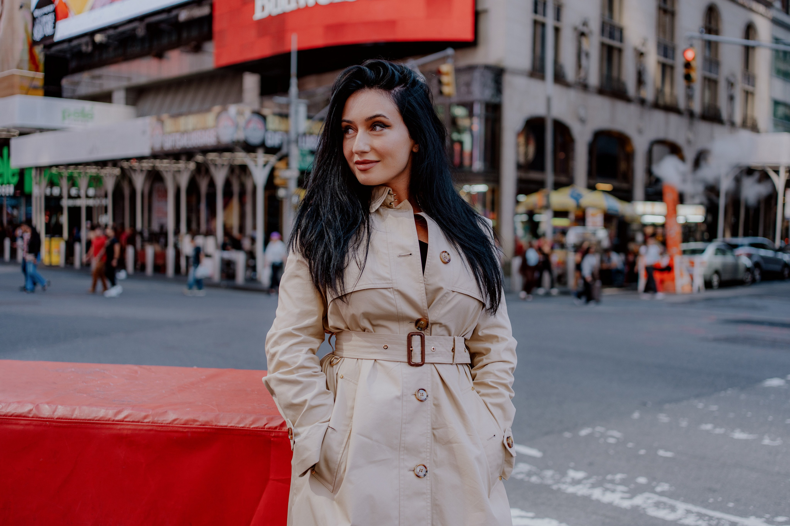 Madalina. Videographer and photographer in New York // MAKAROV.VIDEO