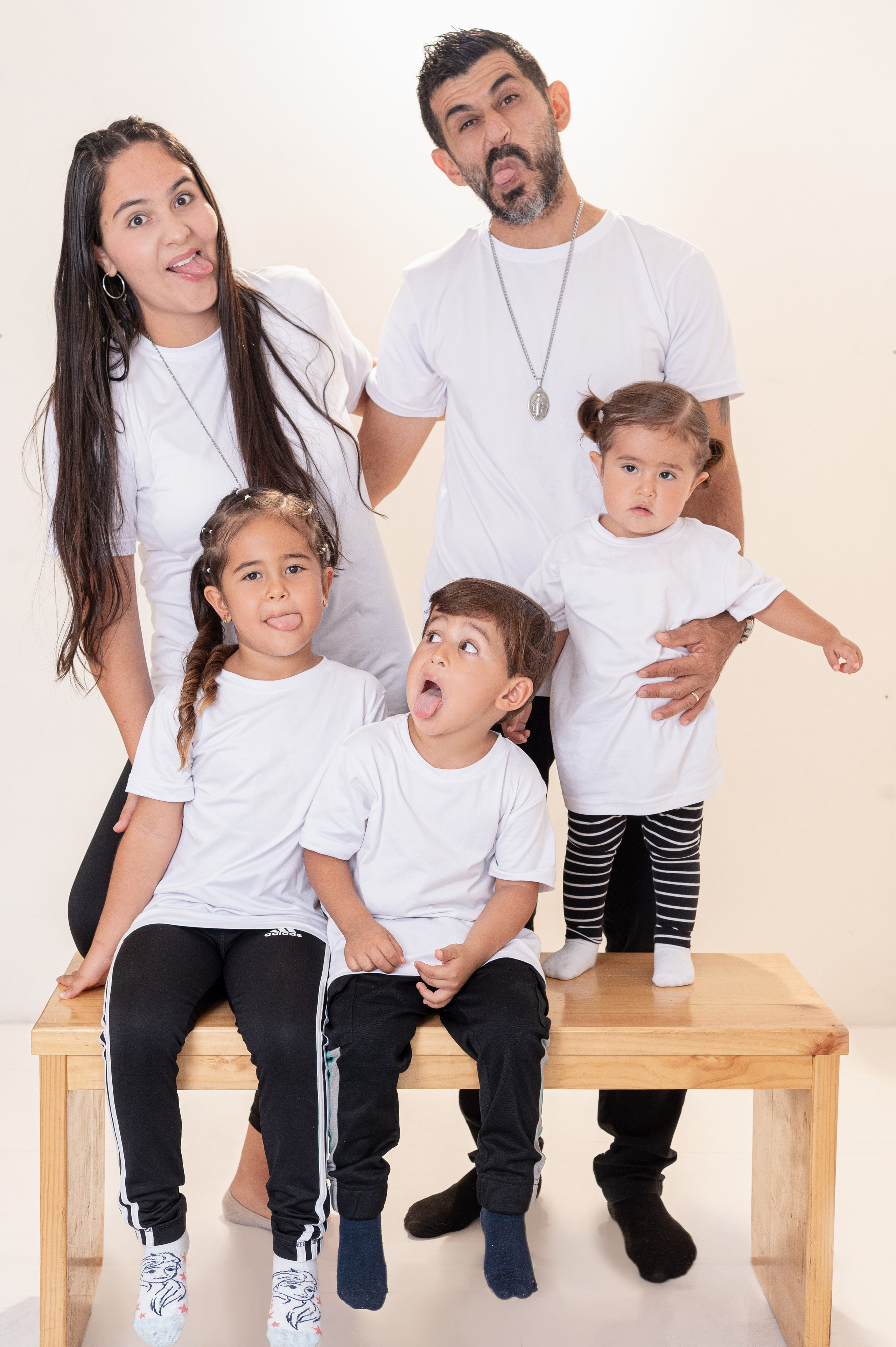 Fotos de estudio con Familias! (1). Www.dresalgadophoto.com