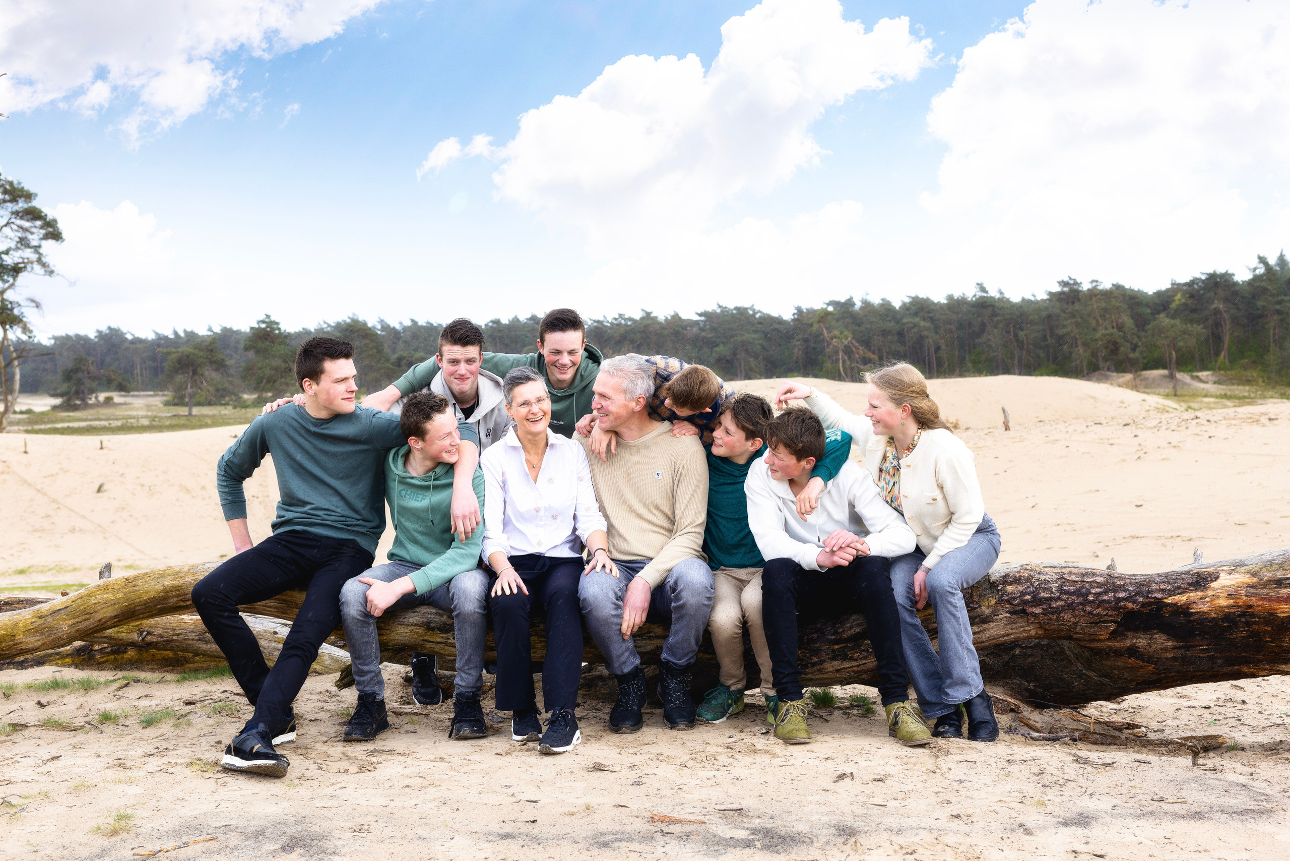 Prijzen Familieshoot | Betaalbare Familie Fotosessies. Familie en huwelijksfotograaf in Zwolle Overijssel