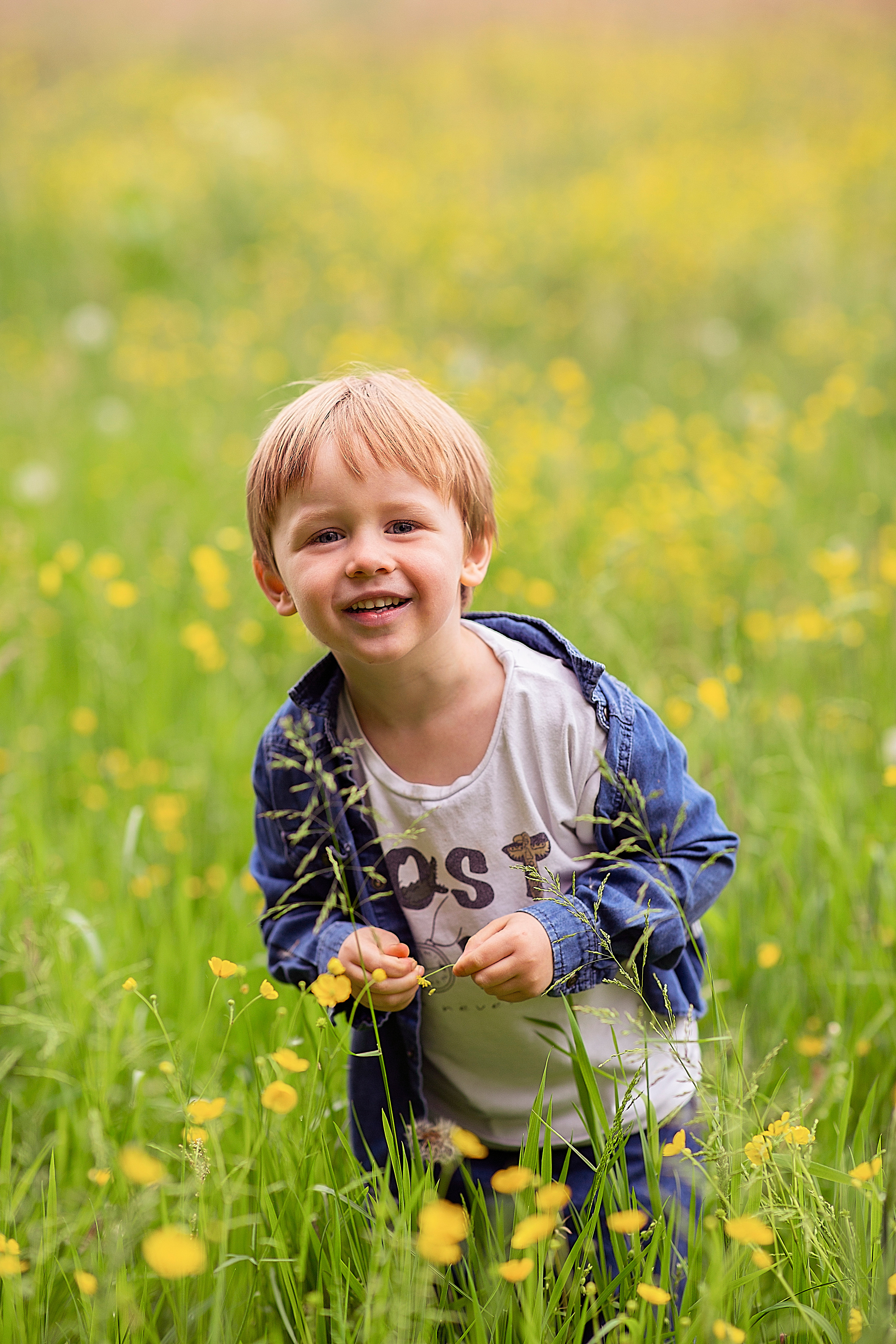 Kinderportret buiten.