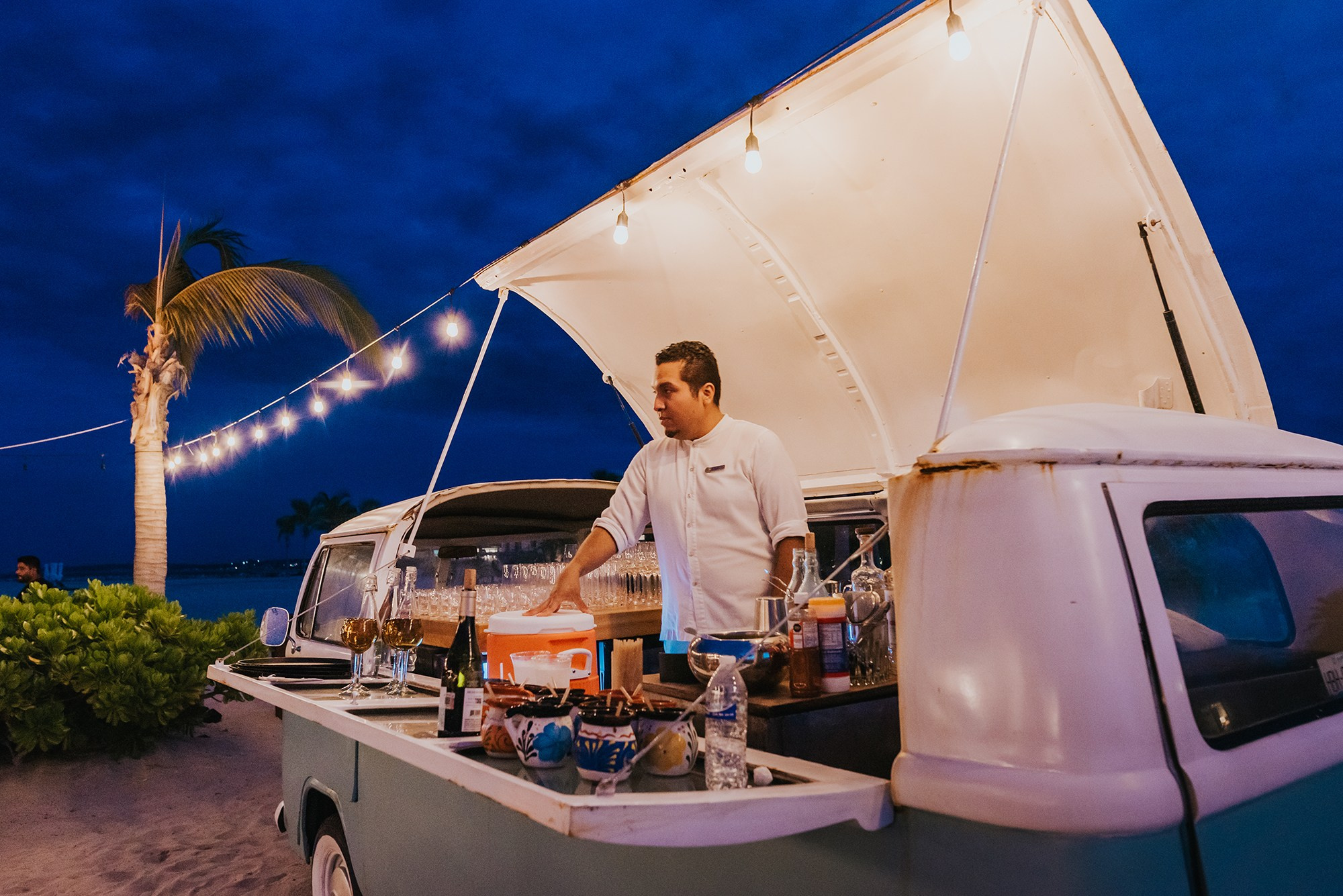 A Golden Hour Surprise, Cinthya´s 40th Birdhday at Four Seasons Costa Palmas los Cabos. Wedding & Family Photographer in Los Cabos – Izrael Reyna Photography