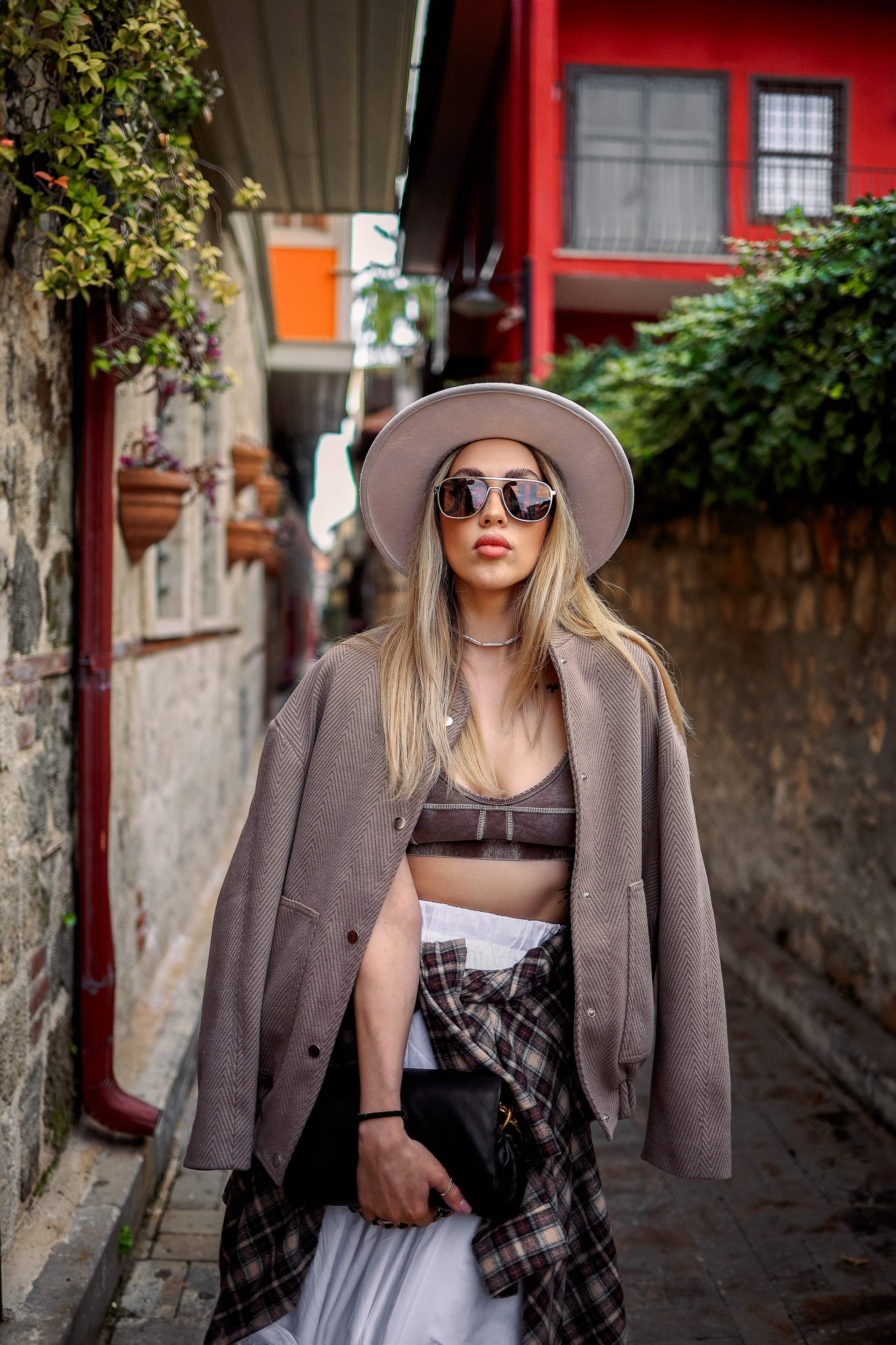 Photoshooting in old town of Antalya. Photographer in Turkey, Antalya, Kemer, Belek, Side, Kas, Fethiye