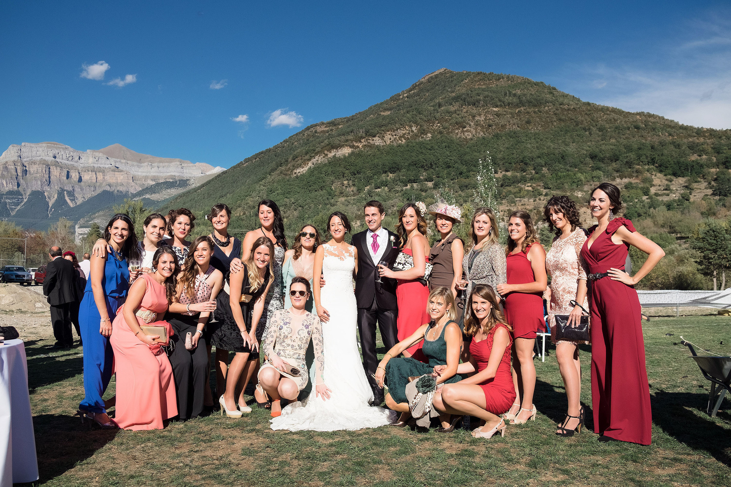 boda amigos Broto