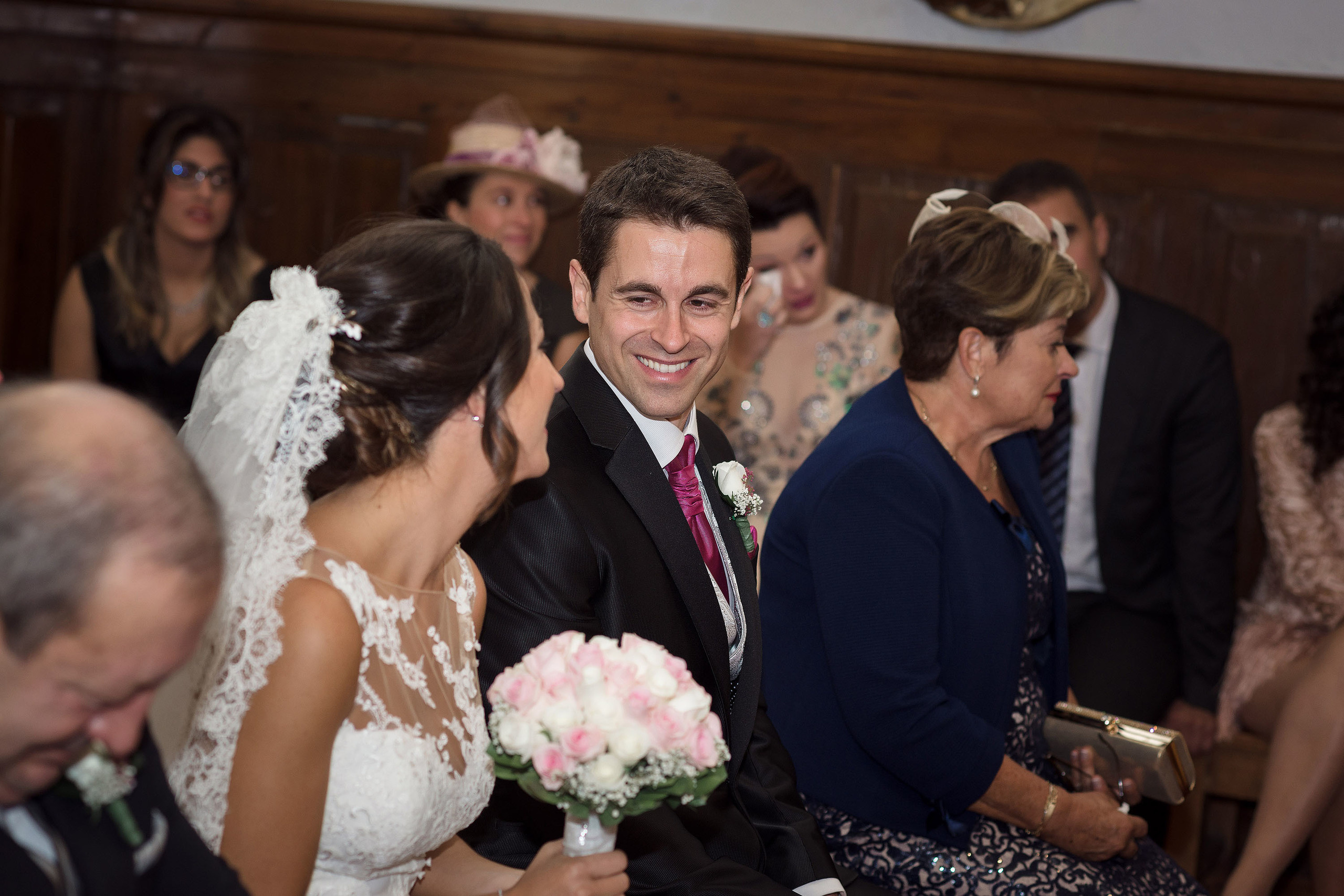 Boda Broto - Iglesia de Sarvise - Fotosesion Ordesa - Vanesa y Manuel. PIXLOVE - Fotógrafos de bodas Huesca Pirineos Zaragoza