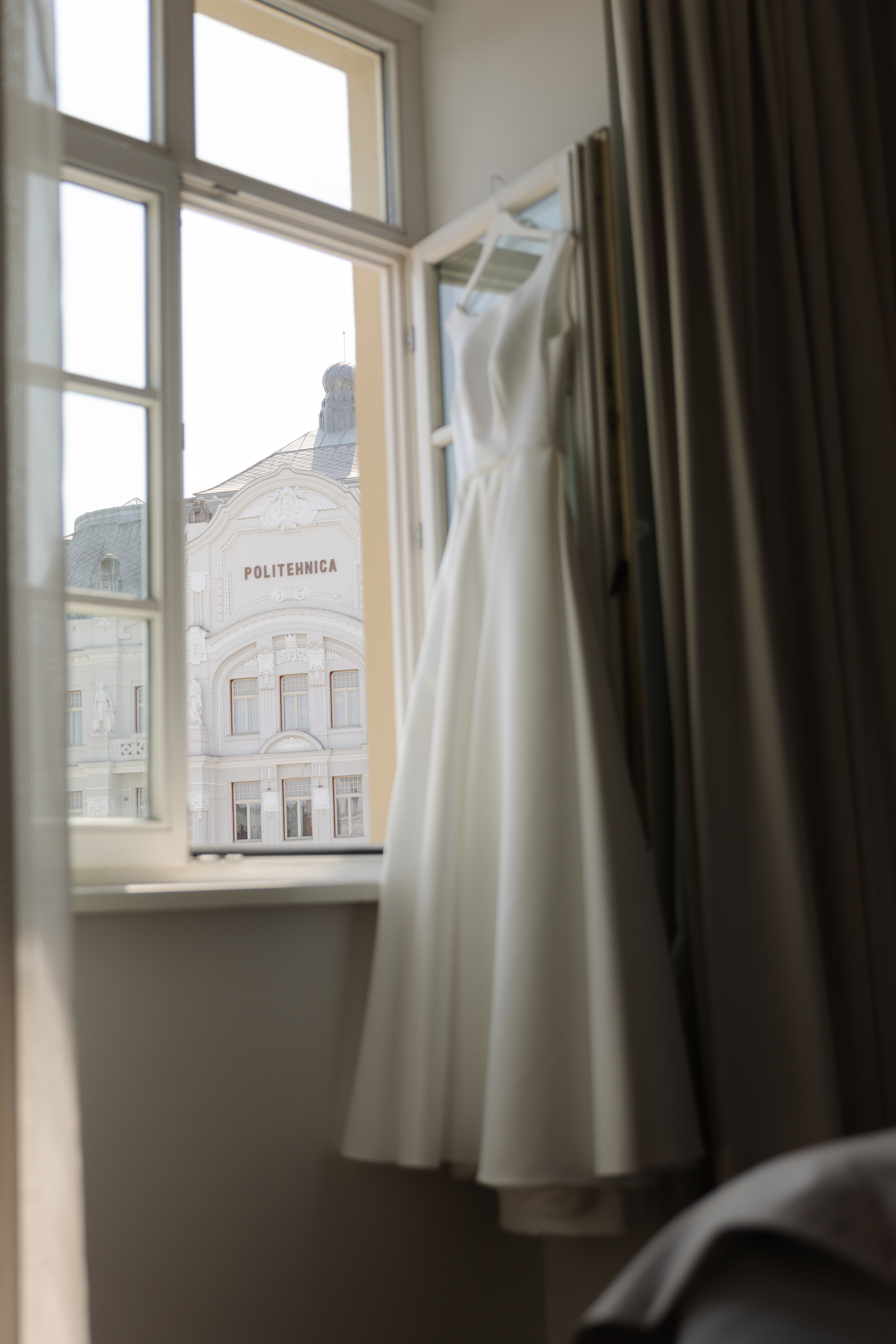 George & Alina | Wedding at Hotel Timisoara. Wedding photographer and videographer based in Timisoara, Romania