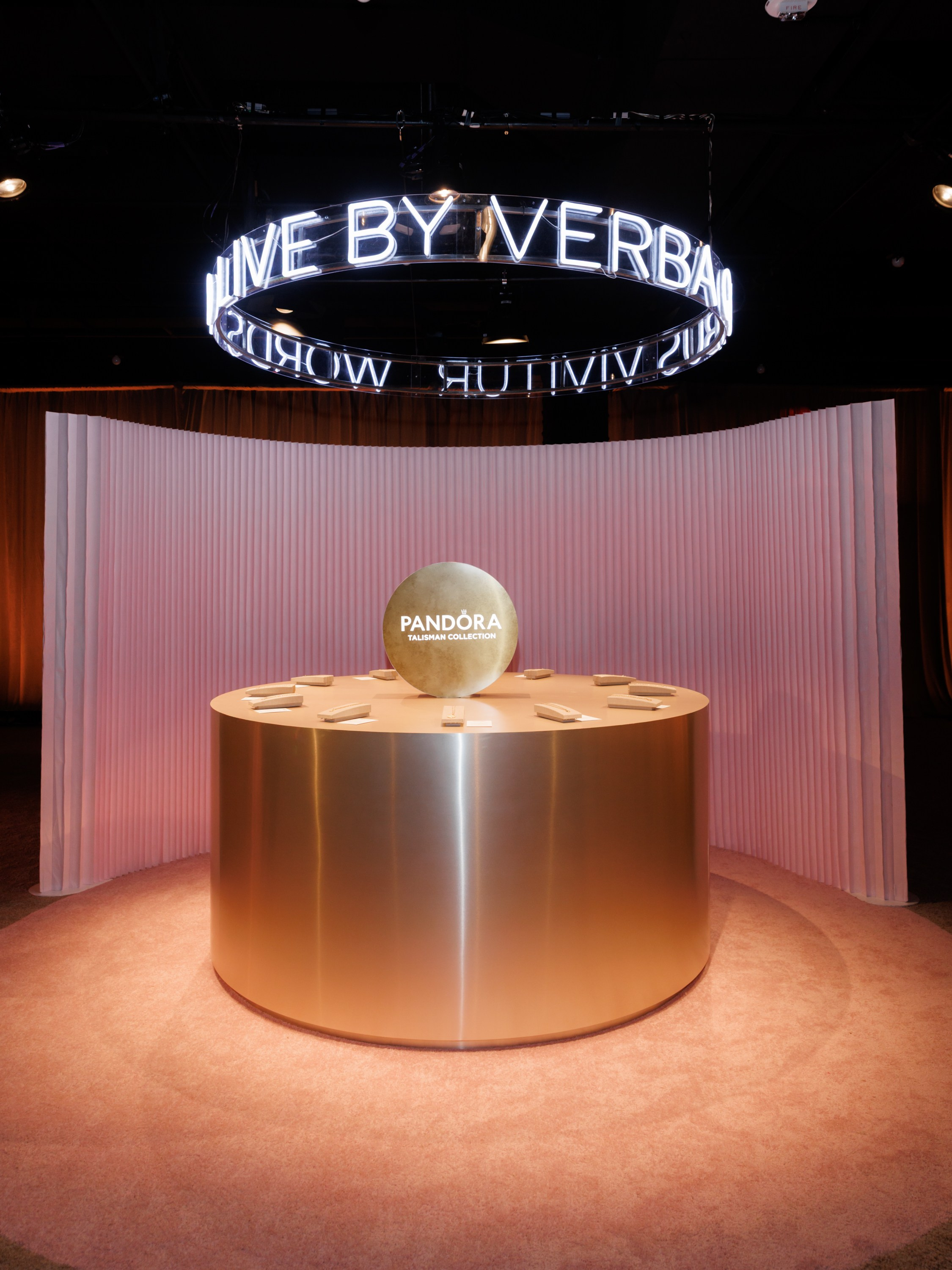 Event & Fashion Photographer in New York — Runway, Celebrities, Luxury Events. Photographer in New York City