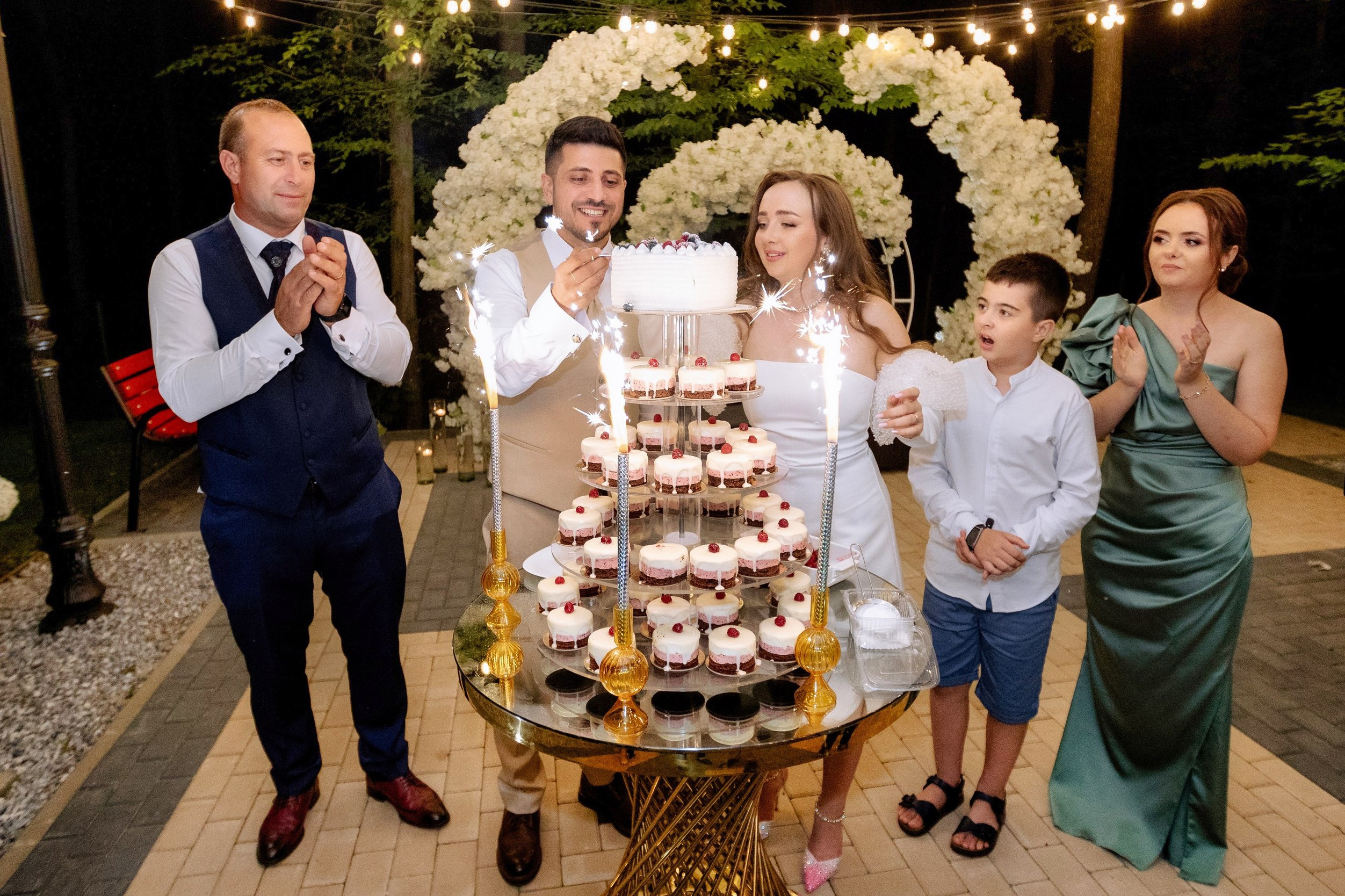 botez Luca Nectarie 22 februarie 2026 fotograf profesionist • fotograf botez Botoșani Luca Nectarie biserică • părinți Răzvan și Ramona botez copil emoții familie • nași Marin și Rodica botez copil fotografie profesională • detalii botez lumânare cristelniță biserică România • copil Luca Nectarie în brațe la botez moment emoționant • familie fericită la botez copil fotograf Alin Chirilă • fotografie botez naturală lumină caldă biserică • portret copil botez Luca Nectarie fotograf profesionist • momente autentice botez România familie și nași • slujbă botez copil imagini emoționante biserică • fotograf botez Iași și Botoșani Alin Chirilă - nunta--fotograf-profesionist-botosani - fotografie-nunta-romantica - imagini-nunta-in-natura-alin-chirila-fotograf - fotografii-cuplu-indragostit-nunta-botosani - sedinta-foto-miri-andrei-iustina-alinofotostudio - amintiri-din-nunta-realizate-de-fotograf-profesionist - povestea-nuntii-andrei-si-iustina-in-imagini-alinofotostudio-fotograf evenimente- evenimente Botoșani -fotograf Suceava - fotograf Iași- servicii foto. servicii foto Botoșani. servicii foto video Botoșani. otograf-nunta-botosani-fotograf nunta. fotograf evenimente. fotograf nunta Botoșani. Alin chirila. Alin chirila fotograf. Alinofotostudio.- servicii foto. servicii foto Botoșani. servicii foto video Botoșani. fotograf nunta. fotograf evenimente. fotograf nunta Botoșani. Alin chirila. Alin chirila fotograf. Alinofotostudio.fotograf stare civilă,poze stare civilă,album foto stare civilă,servicii foto suceava,fotograf evenimente suceava,fotograf nuntă suceava,poze cununie civilă,ședință foto stare civilă,sesiune foto suceava,fotograf profesionist suceava,fotograf botosani,stare civila botosani,alinofotostudio,alin chirila fotograf.servicii foto. servicii foto Botoșani. servicii foto video Botoșani. fotograf nunta. fotograf evenimente. fotograf nunta Botoșani. Alin chirila. Alin chirila fotograf. Alinofotostudio.fotograf stare civilă,poze stare civilă,album foto stare civilă,servicii foto suceava,fotograf evenimente suceava,fotograf nuntă suceava,poze cununie civilă,ședință foto stare civilă,sesiune foto suceava,fotograf profesionist suceava,fotograf botosani,stare civila povestitor prin fotografiebotosani,alinofotostudio,alin chirila fotograf,servicii foto. servicii foto Botoșani. servicii foto video Botoșani. fotograf nunta. fotograf evenimente. fotograf nunta Botoșani. Alin chirila. Alin chirila fotograf. Alinofotostudio.fotograf stare civilă,poze stare civilă,album foto stare civilă,servicii foto suceava,fotograf evenimente suceava,fotograf nuntă suceava,poze cununie civilă,ședință foto stare civilă,sesiune foto suceava,fotograf profesionist suceava,fotograf botosani,stare civila botosani,alinofotostudio,alin chirila fotograf,cununie religioasă botoșani,andreea și neculai,capela militară botoșani,foto conacul zăicești,fotograf nuntă botoșani,fotograf cununie religioasă,foto evenimente botoșani,poze cununie capela militară,ședință foto zăicești,fotograf profesionist botoșaniMire și mireasă – Sergiu & Liliana – ziua nunții, 2024 - Emoții în ziua nunții – Sergiu și Liliana - Dansul mirilor – fotografie artistică nuntă 2024 - Sedinta foto romantică în natură – Sergiu & Liliana - Rochia de mireasă și detalii de nuntă elegan-Album de cununie civilă Florin și Anda – Fotografii profesionale realizate de Alin Chirilă în Botoșani -fotograf prin fotografie-Ședință foto Trash the Dress pe muntele Rarău cu Iulian și Iuliana – fotografie de cuplu, natură montană, emoție autentică surprinsă de Alin Chirilă, povestitor prin fotografie.- "Iulian și Iuliana pe crestele Rarăului – fotografie Trash the Dress în natură" - "Cuplu îmbrățișat la apus pe muntele Rarău – ședință foto după nuntă" - "Rochie de mireasă în vânt pe munte – Trash the Dress Rarău-1. Iulian și Iuliana pe muntele Rarău – ședință foto Trash the Dress în natură, cu peisaj montan spectaculos 2. Cuplu în îmbrățișare pe Rarău – emoție autentică surprinsă după nuntă 3. Rochie de mireasă în bătaia vântului – fotografie artistică Trash the Dress în munți 4. Mire și mireasă privind spre orizont – dragoste și libertate pe muntele Rarău 5. Iuliana zâmbind în rochia de mireasă – portret în natură, Trash the Dress 6. Iulian ținându-și mireasa de mână – ședință foto romantică pe munte 7. Detaliu cu rochia pe stâncă – estetică naturală Trash the Dress Rarău 8. Cuplu în mers pe poteca Rarăului – fotografie simbolică de după nuntă 9. Apus de soare pe Rarău în spatele mirilor – imagine de poveste Trash the Dress 10. Iulian și Iuliana râzând împreună – momente autentice surprinse de Alin Chirilă, povestitor prin fotografie-fotograf-nunta-cerbu-botosan trash-the-dress-botosani Alin Chirilă Fotograf – fotograf de nuntă Botoșani-fotograf nuntă Botoșani-fotograf nuntă Cerbu Botoșani-fotograf profesionist nuntă Botoșani-fotografie de nuntă Botoșani-fotograf evenimente Botoșani-fotograf nuntă Moldova-fotograf trash the dress Botoșani - fotograf pregătirea mirilor Botoșani -fotograf ceremonie religioasă nuntă-fotograf petrecere nuntă Botoșani- fotograf nuntă Botoșani pregătirea mirelui- pregătirea mirelui fotografie nuntă Cerbu Botoșani-fotograf nuntă Botoșani pregătirea miresei -mireasă pregătiri nuntă Cerbu Botoșani-fotograf nuntă Botoșani nașii mirilor-ceremonie religioasă nuntă Cerbu Botoșani-fotograf nuntă Botoșani ceremonie religioasă biserică-petrecere nuntă Cerbu Botoșani invitați dans-fotograf nuntă Botoșani petrecere restaurant-ședință foto trash the dress-fotograf trash the dress Botoșani ședință foto după nuntă-Fotograf nuntă Botoșani – galerie foto reală de la evenimente stare civilă Sebi și Claudia Copălău • cununie civilă Primăria Copălău Botoșani • miri emoționați la starea civilă • semnarea actelor cununie civilă • fotografii naturale stare civilă Botoșani • familie și prieteni la cununie civilă • cadre emoționale cununie civilă • fotograf profesionist Botoșani eveniment stare civilă Sebi și Claudia la Primăria Copălău Botoșani fotograf evenimente • fotograf cununie civilă Copălău Botoșani cadre naturale și emoționale • fotograf profesionist Botoșani stare civilă Sebi și Claudia • momente autentice cununie civilă Copălău fotograf Alin Chirilă • fotografii emoționale stare civilă în județul Botoșani• fotograf nunta Oana si Ionut juraminte emotii reale • mireasa Oana juraminte nunta fotografie profesionala • mire Ionut citind juraminte nunta eleganta • juraminte nunta emotionante Oana si Ionut fotograf • fotograf nunta Botosani momente autentice juraminte • mireasa cu emotii in timpul juramintelor nunta • mire elegant costum bej juraminte nunta • fotografii nunta premium cuplu indragostit Romania • momente reale nunta juraminte fotografie artistica • sedinta foto nunta juraminte in aer liber • fotograf profesionist nunta cadre emotionante • cuplu miri juraminte iubire si credinta • detalii nunta eleganta decor floral alb verde • fotografie nunta stil fine art juraminte • poveste de dragoste surprinsa in ziua nuntii