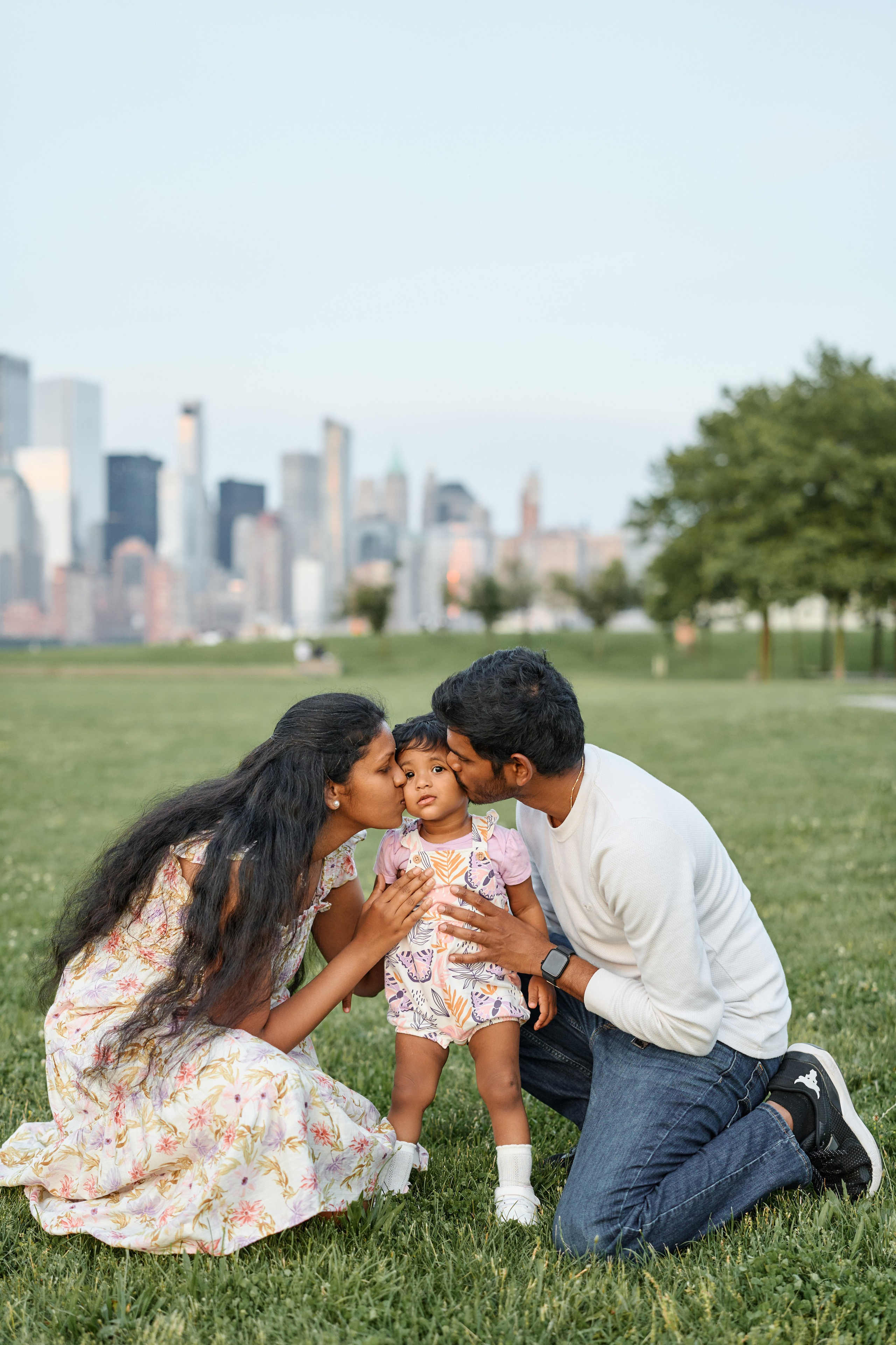 Family photo service New York / Experienced photographer. Professional Wedding and event photographer USA New York