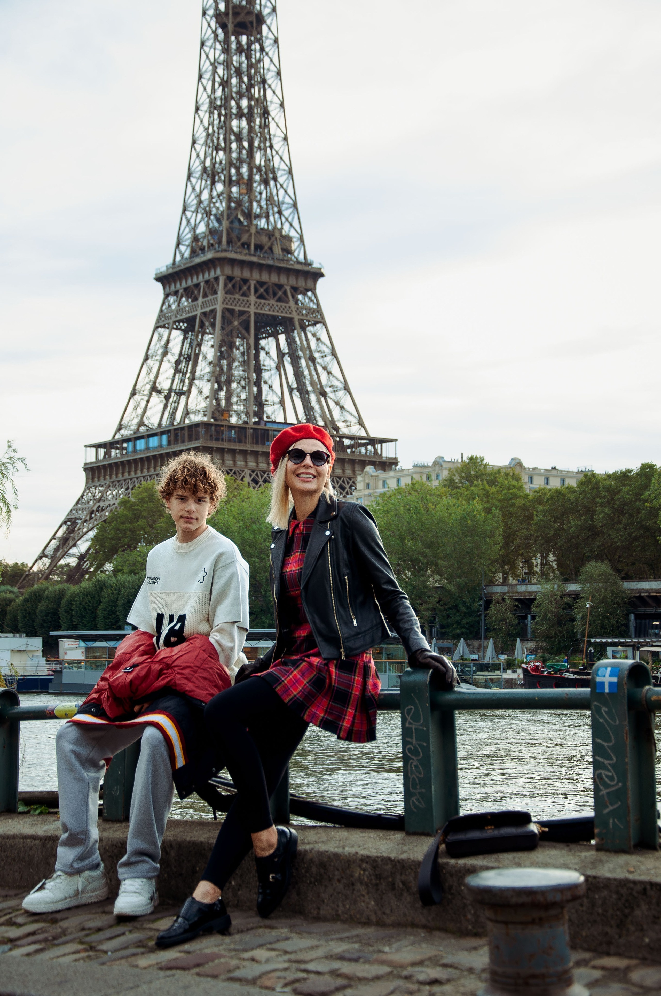 Photoshoot with family. Paris photographer — Polina Osipova