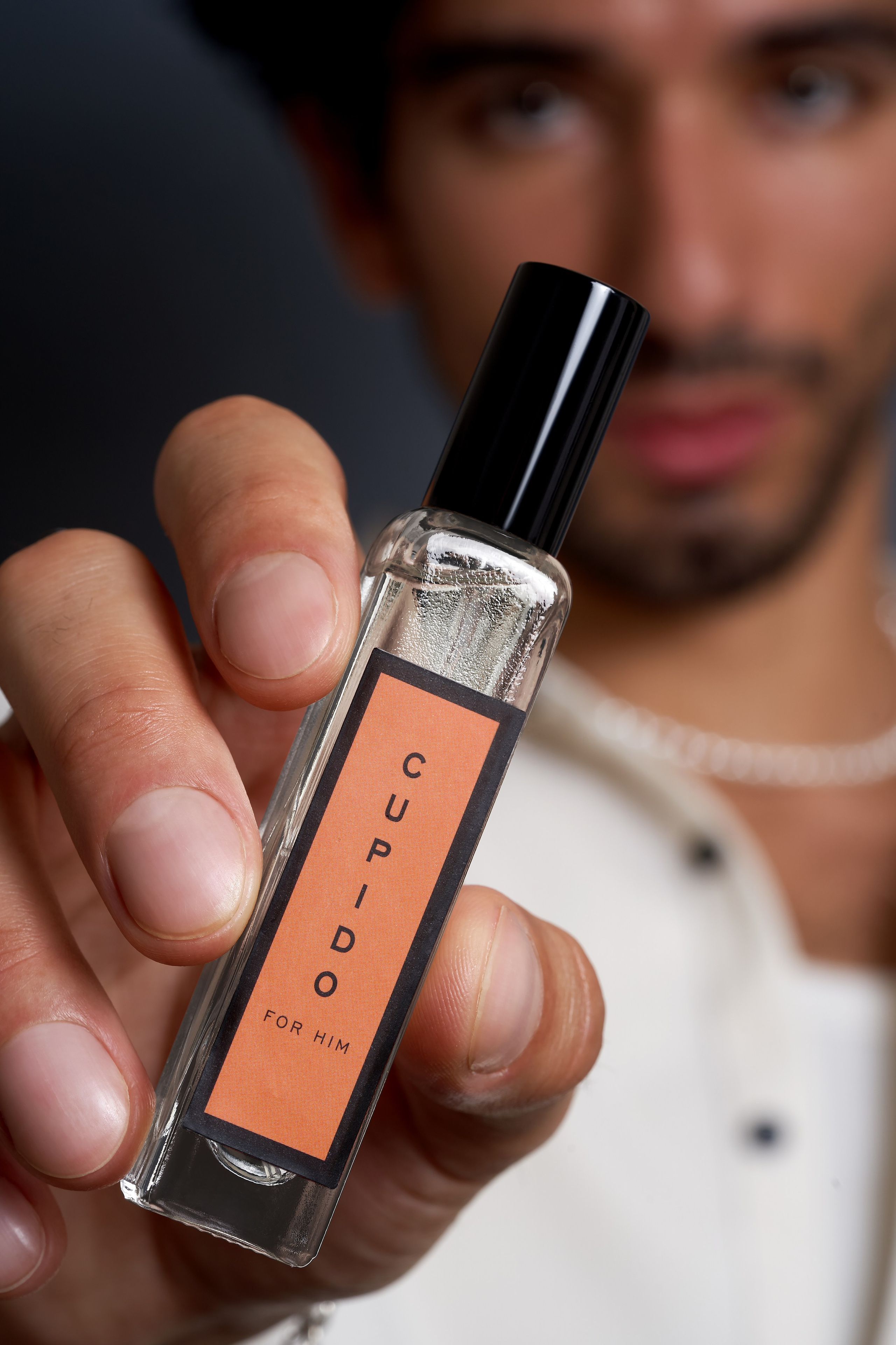 Professional Advertising Photography for Perfume Brands