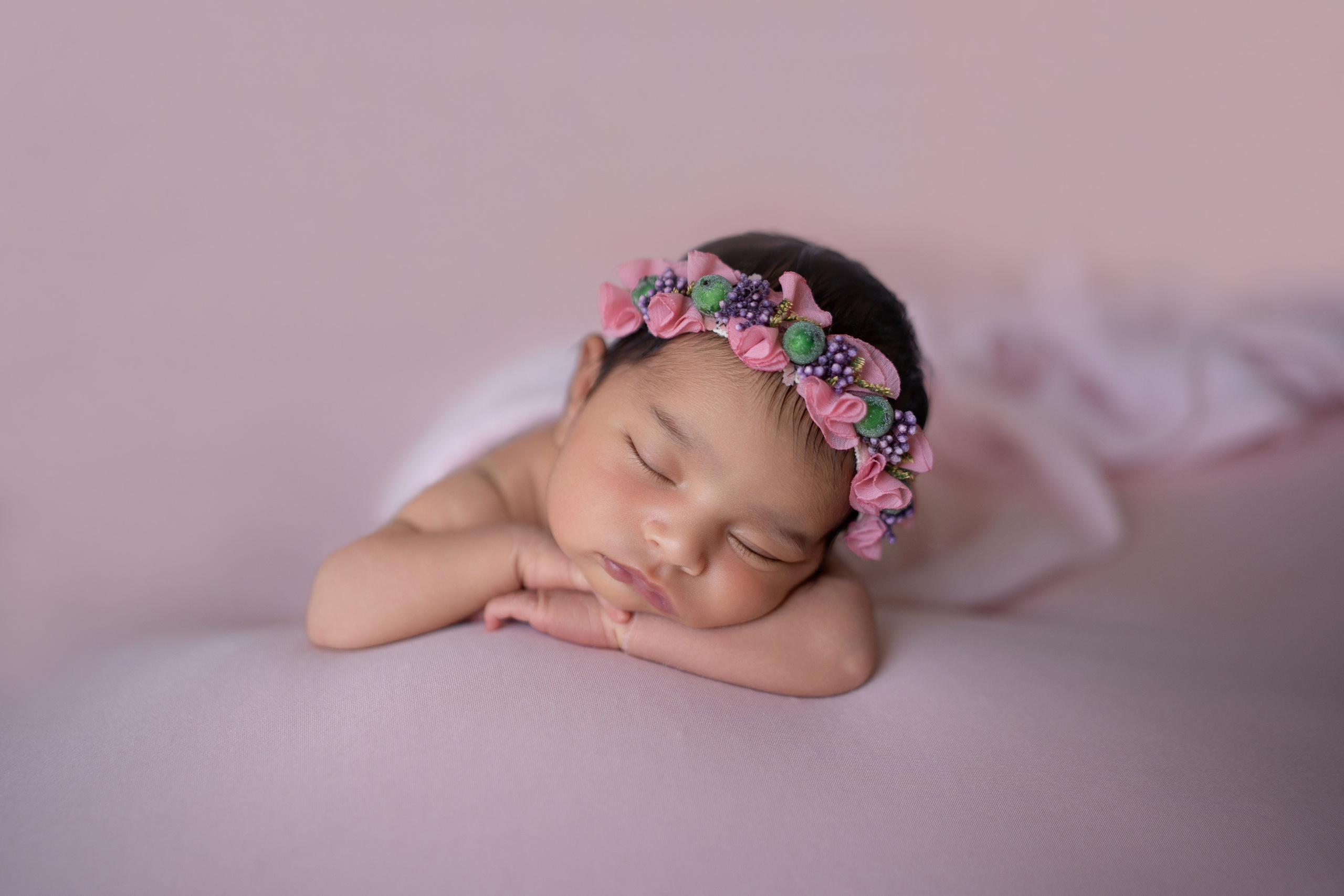 Posed Newborn. Maternity, family and newborn photography in San Francisco Bay Area