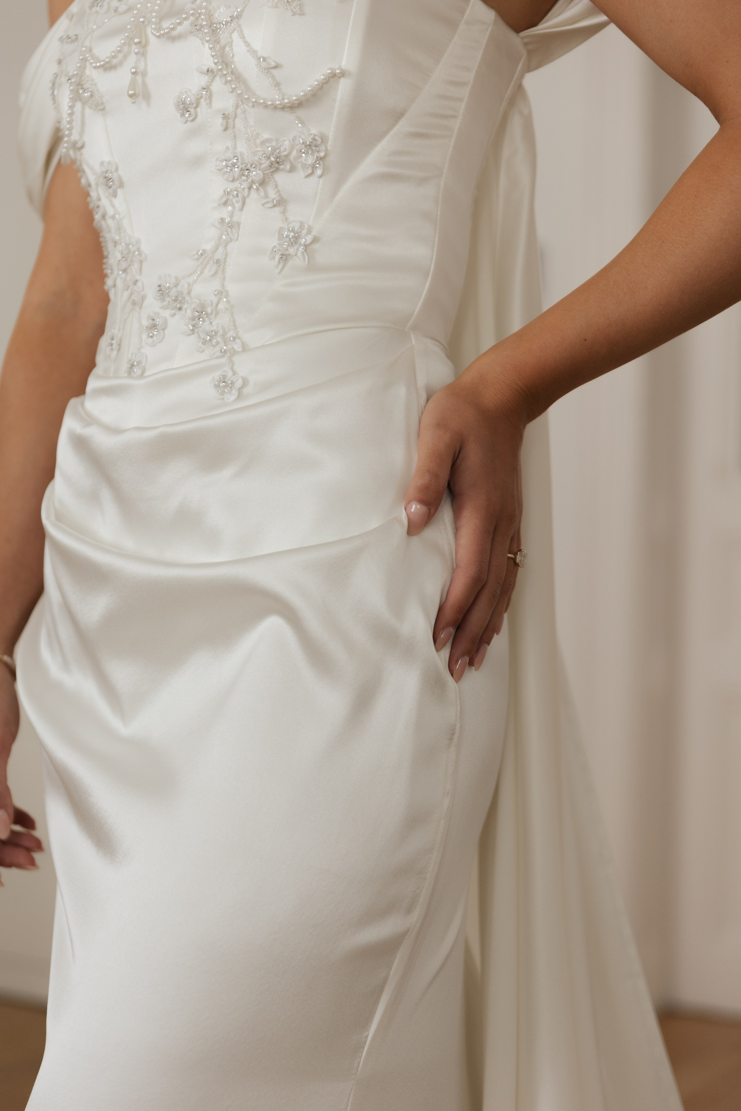 Elegant Castle Wedding in Austria | Alwin & Ruth’s Fairytale Celebration. Wedding photographer and videographer based in Timisoara, Romania