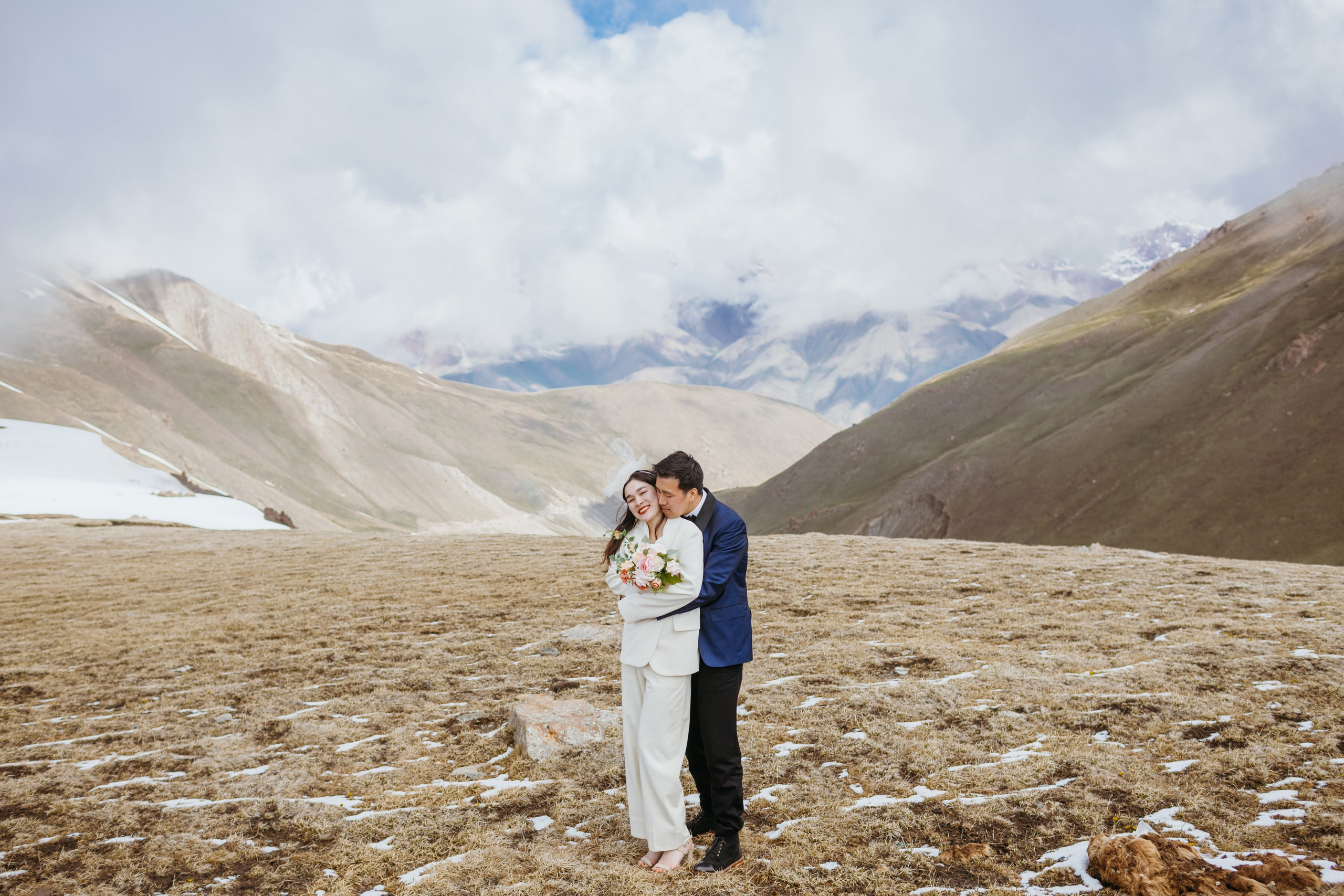 Свадебная фотосессия на Сон-Кёле — Alex & Stella (USA) | Оксана Шувалова, фотограф в Кыргызстане — Wedding Photoshoot Son-Kul. Фотограф в Бишкеке Оксана Шувалова