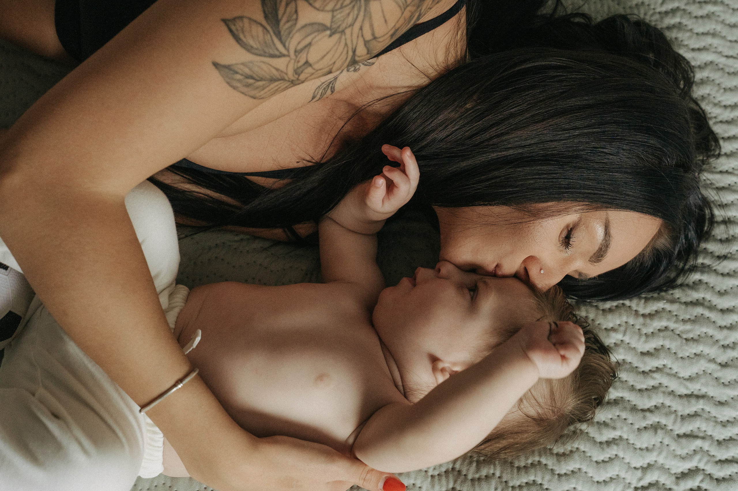 6-Month Baby Lifestyle Photography – Soft & Sweet Memories. Alisa Tant — Family and newborn photographer Bucks County, Montgomery county, Philadelphia, NJ