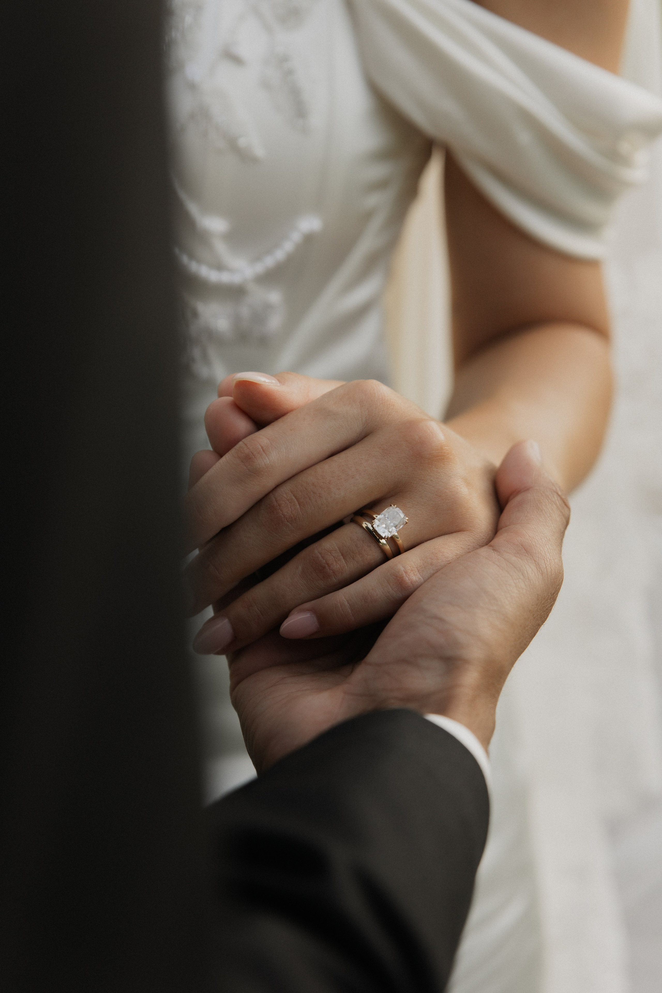 Elegant Castle Wedding in Austria | Alwin & Ruth’s Fairytale Celebration. Wedding photographer and videographer based in Timisoara, Romania