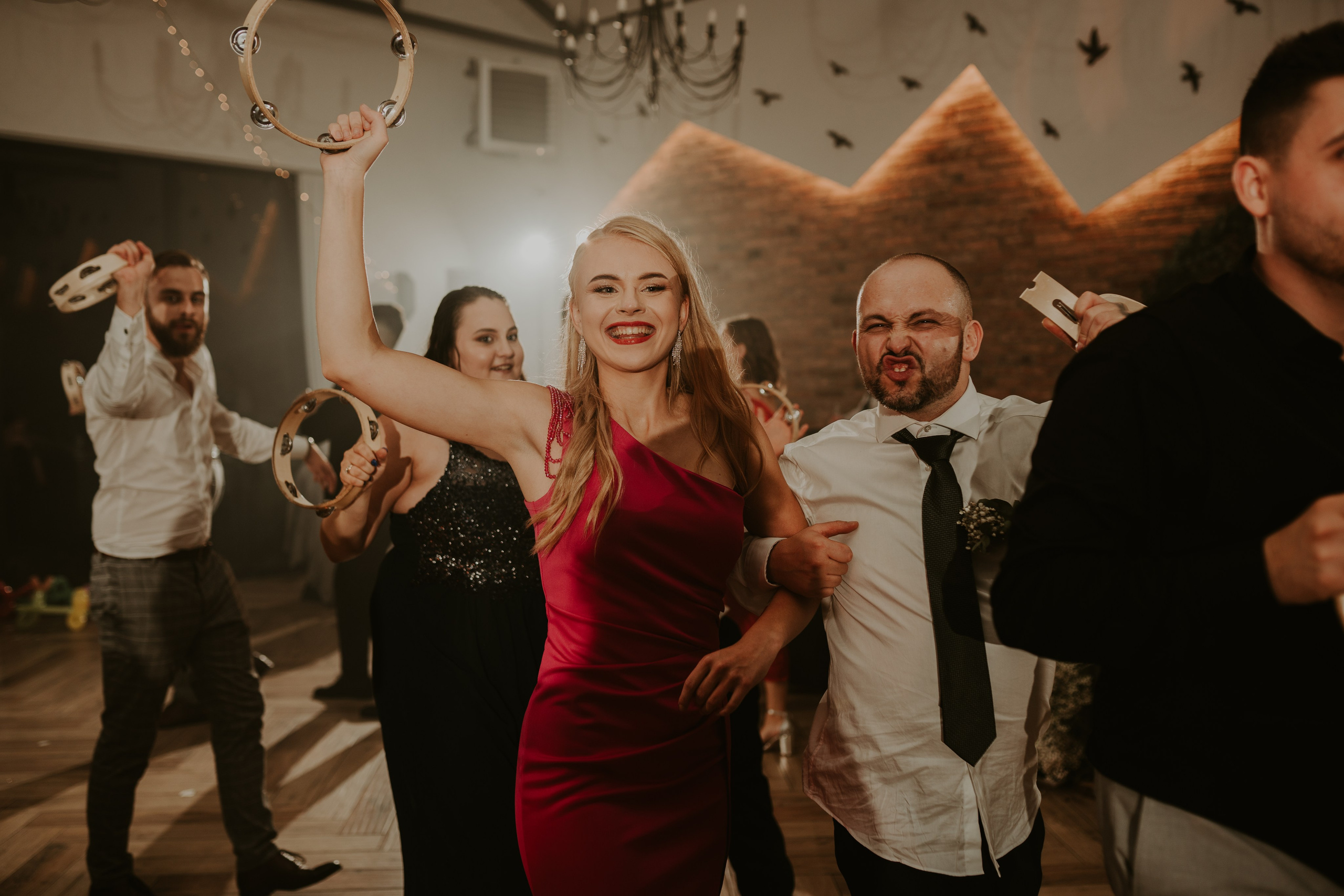 Trzy Drzewa: wspaniała uroczystość Wiktorii i Kamila. Karkowskafoto - fotografia miłości