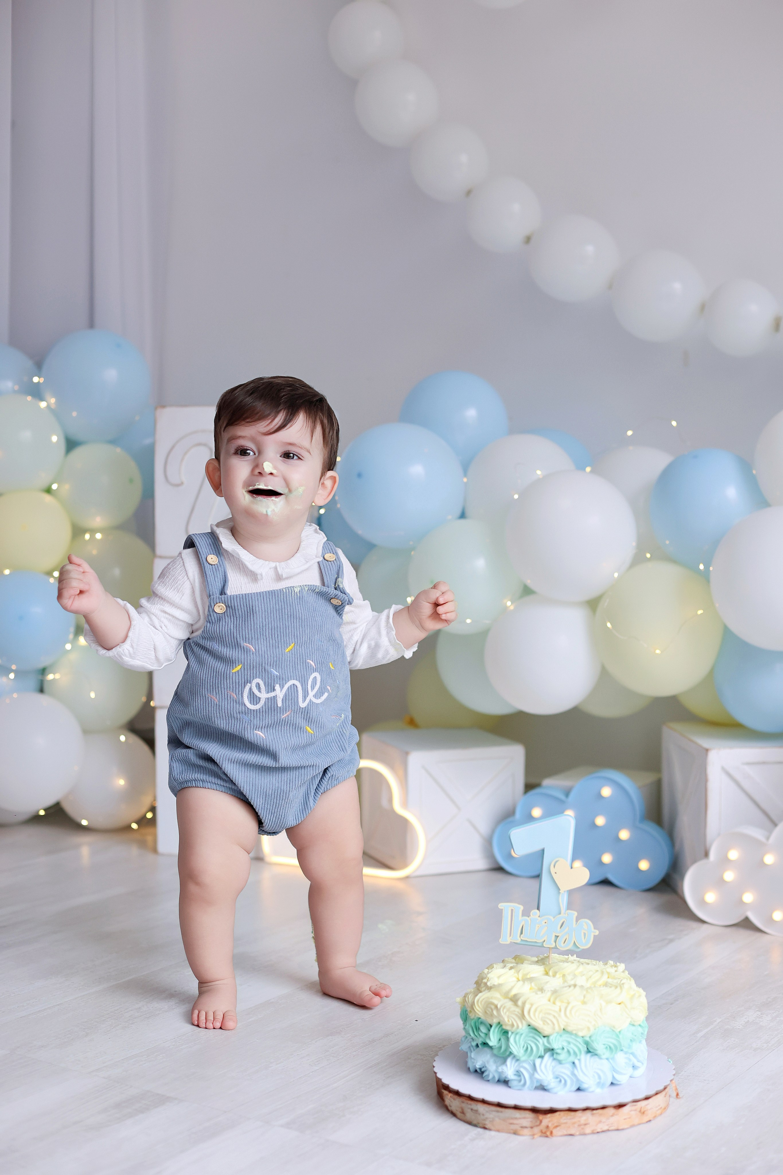 SMASH CAKE * cumpleaños. Fotografía de Eventos, Embarazo y Familiar en Pirineos