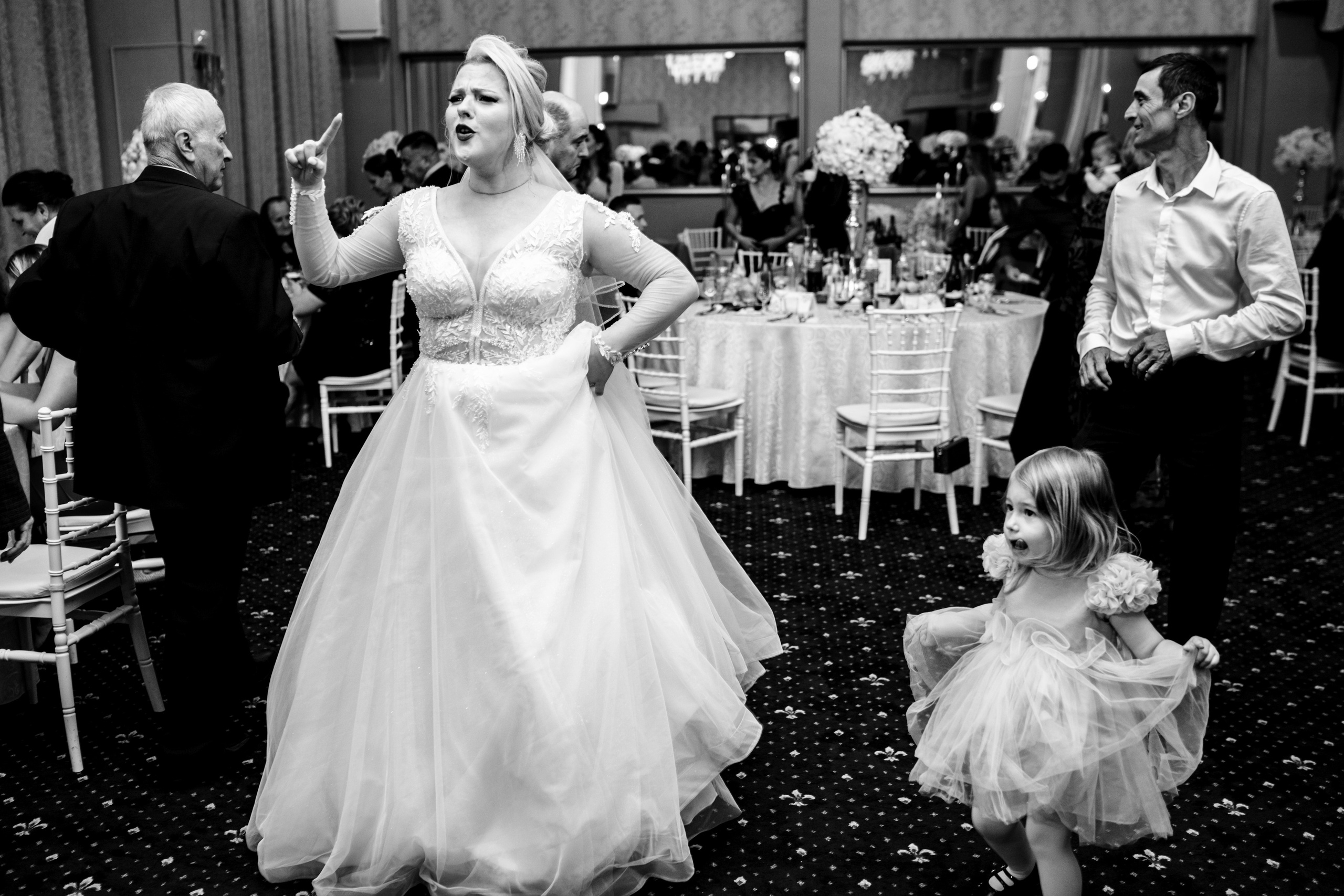 Laura & Bogdan. Acasă