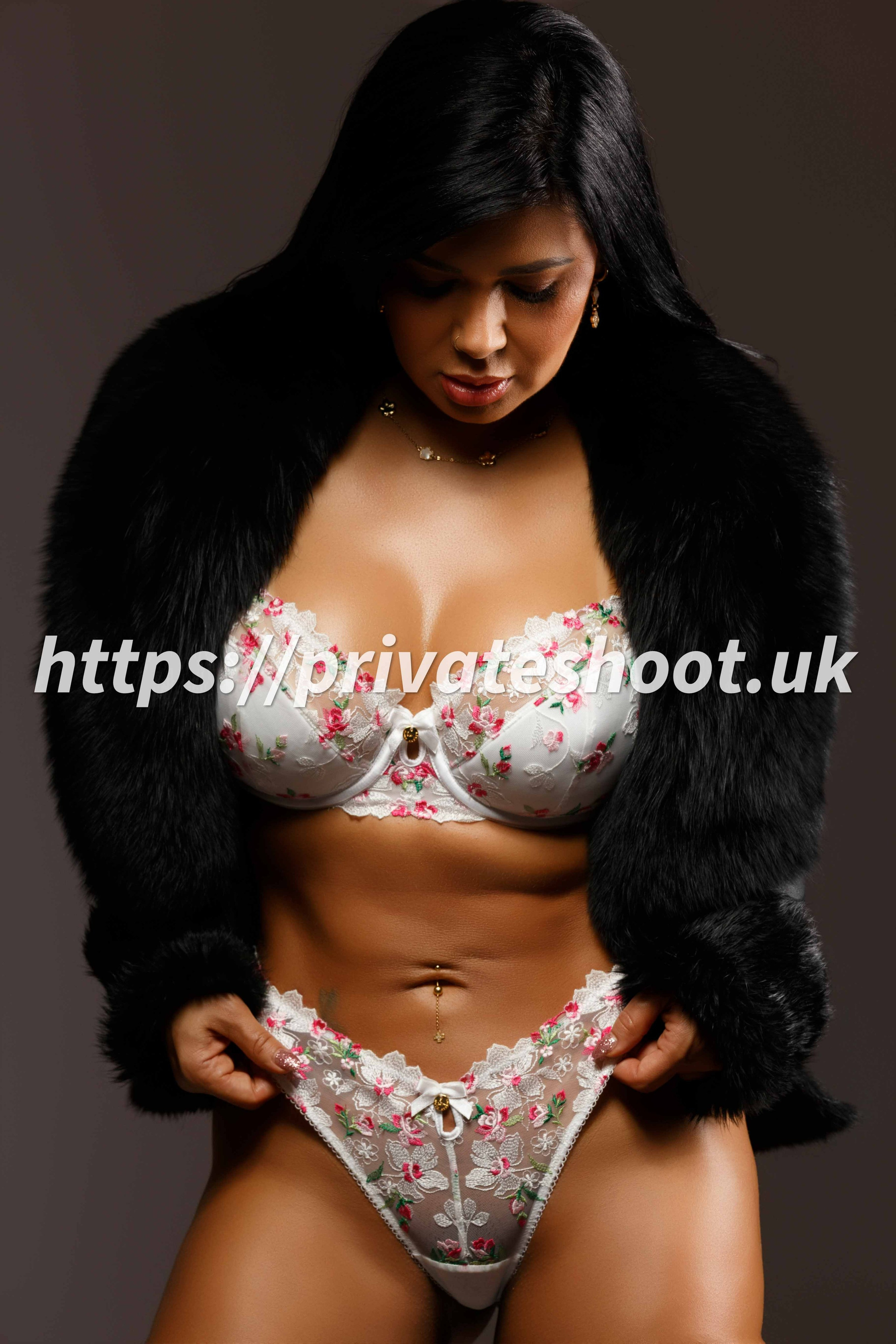 Private Studio. Ensaio Sensual em Londres | Private Shoot