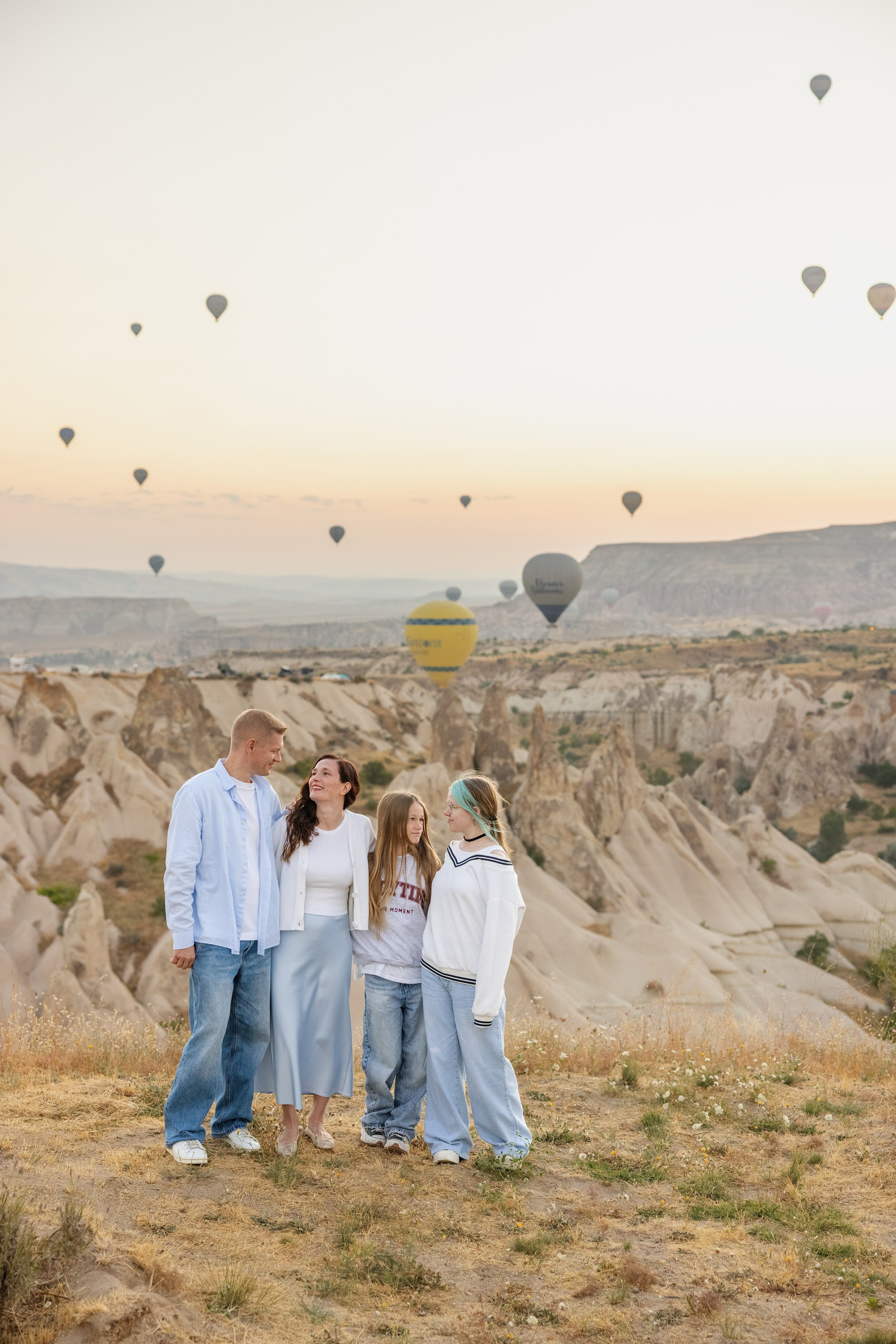 Nataliya, Igor, Liza & Masha. Cappadocia Photographer — Weddings, Elopements & Couple Photoshoots | Julia Ganch