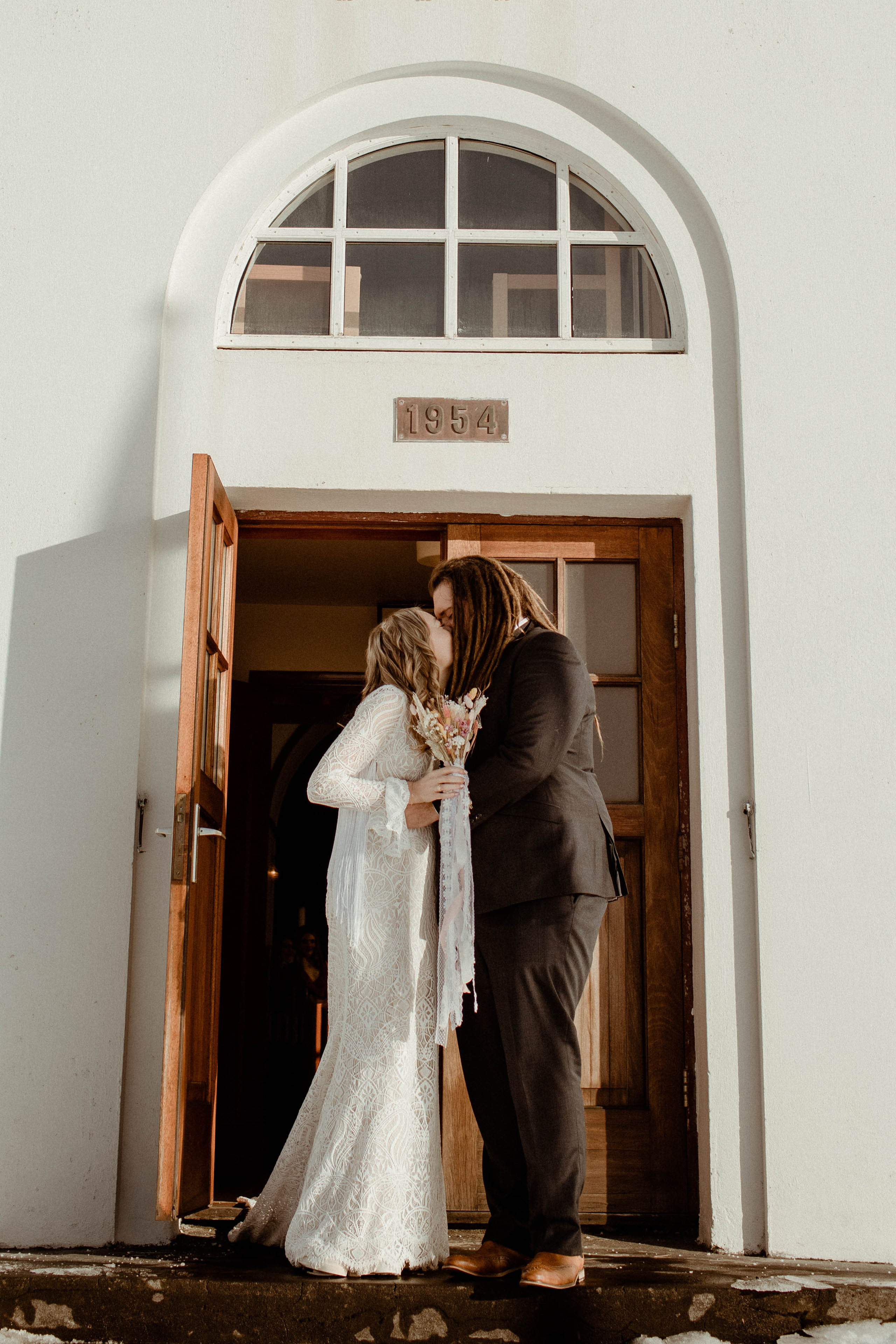 Daisy+Jacob. Iceland elopement photographer & videographer