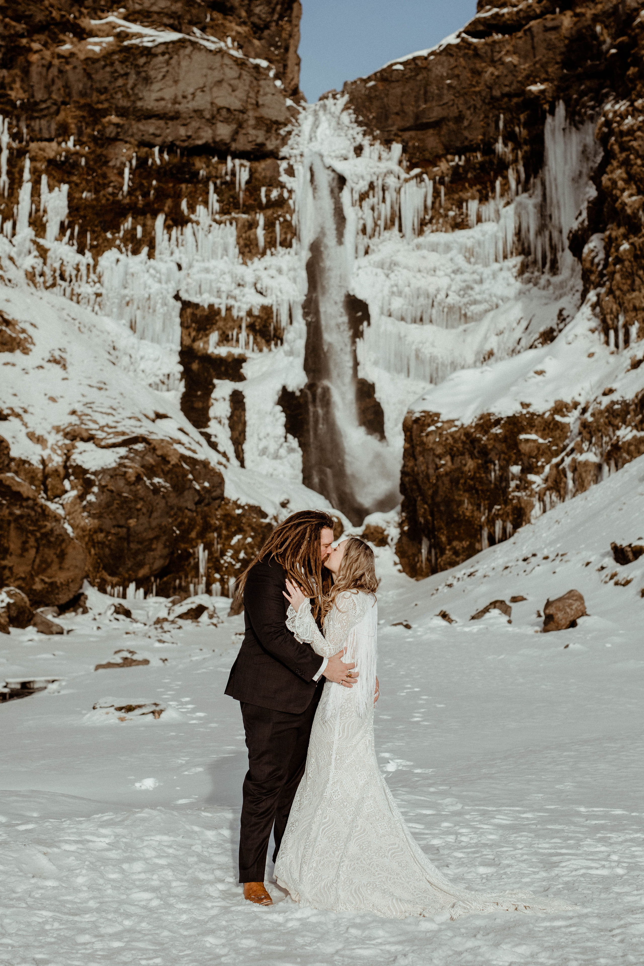 Daisy+Jacob. Iceland elopement photographer & videographer