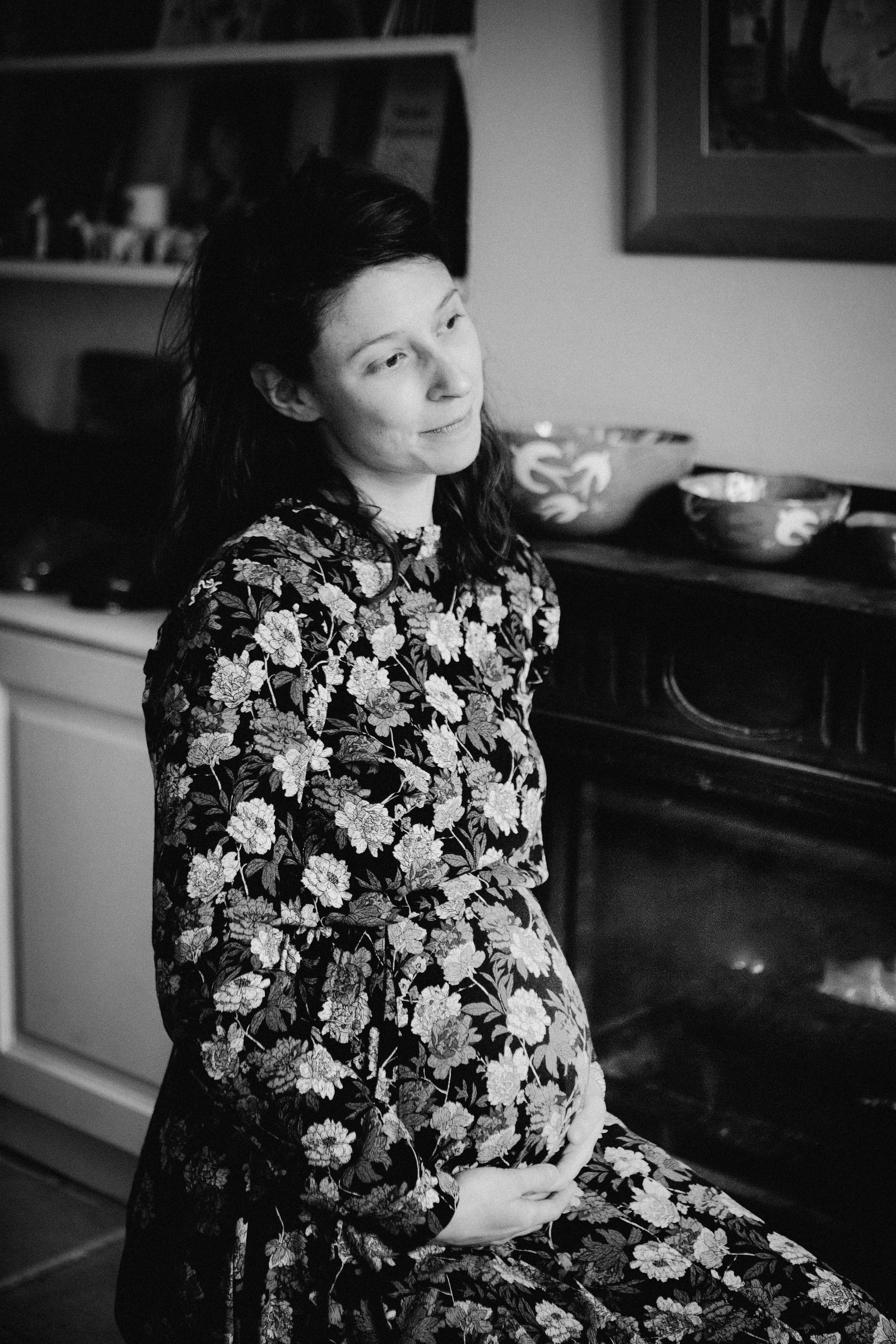 Séance photo grossesse et nouveau-né. Eugénie Smirnova — photographe à Toulouse et dans le sud-ouest de la France