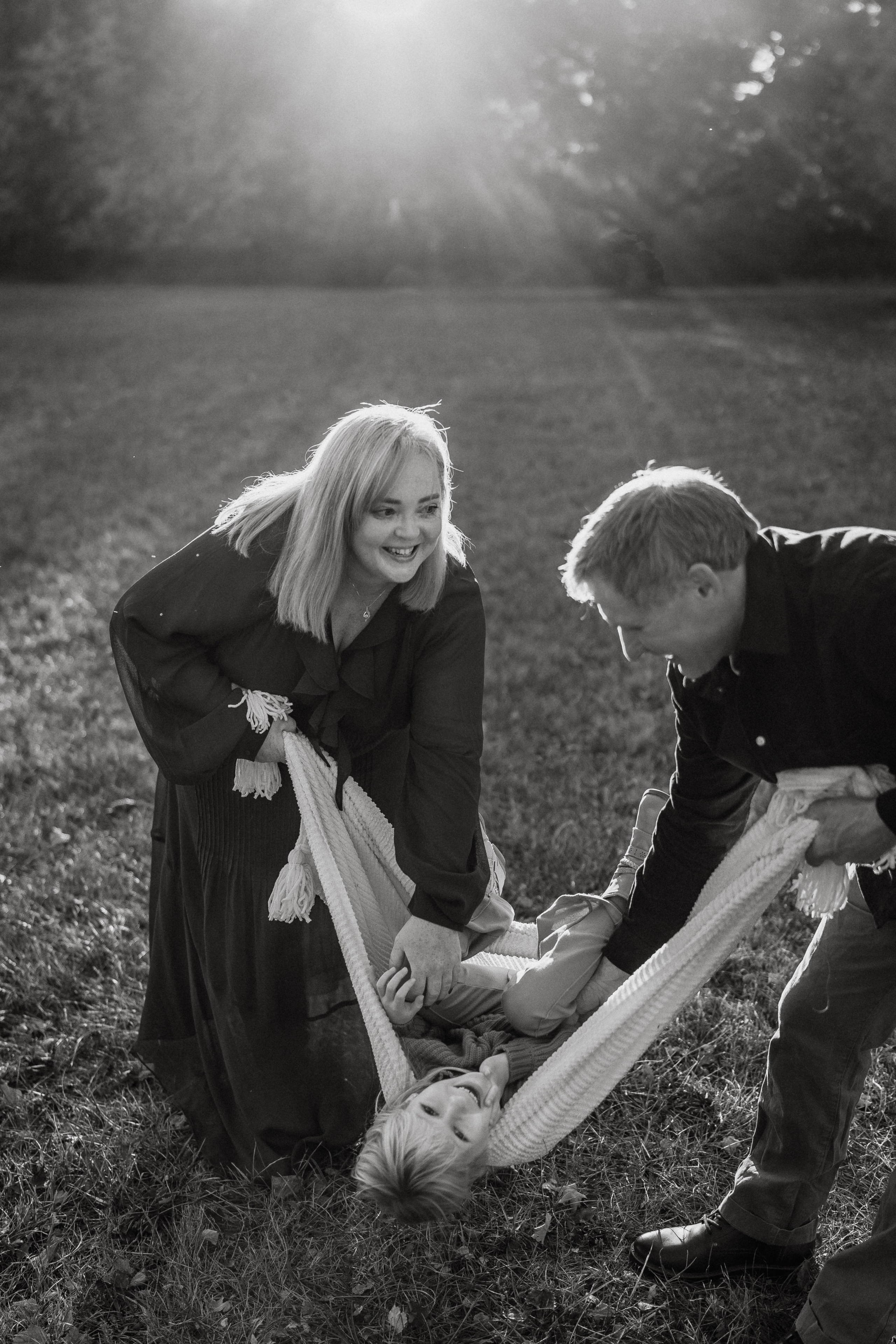 Fall Family Photography – Golden Leaves & Warm Tones. Alisa Tant — Family and newborn photographer Bucks County, Montgomery county, Philadelphia, NJ