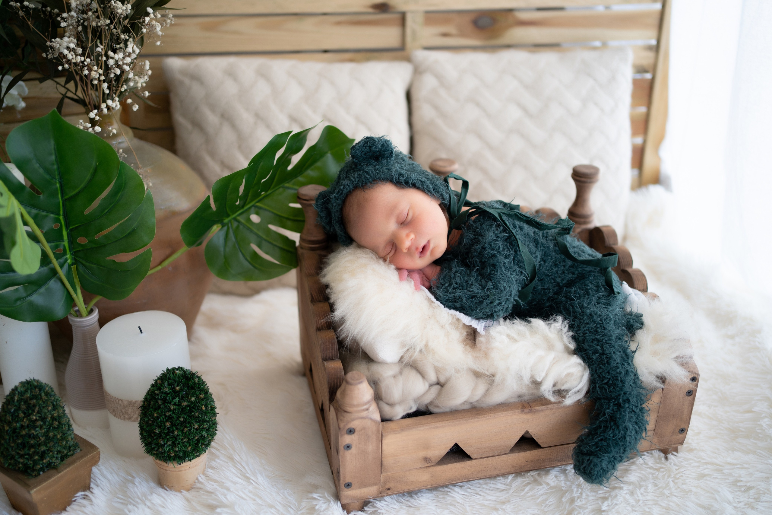 NEWBORN. BabyBumpbyCristinaH