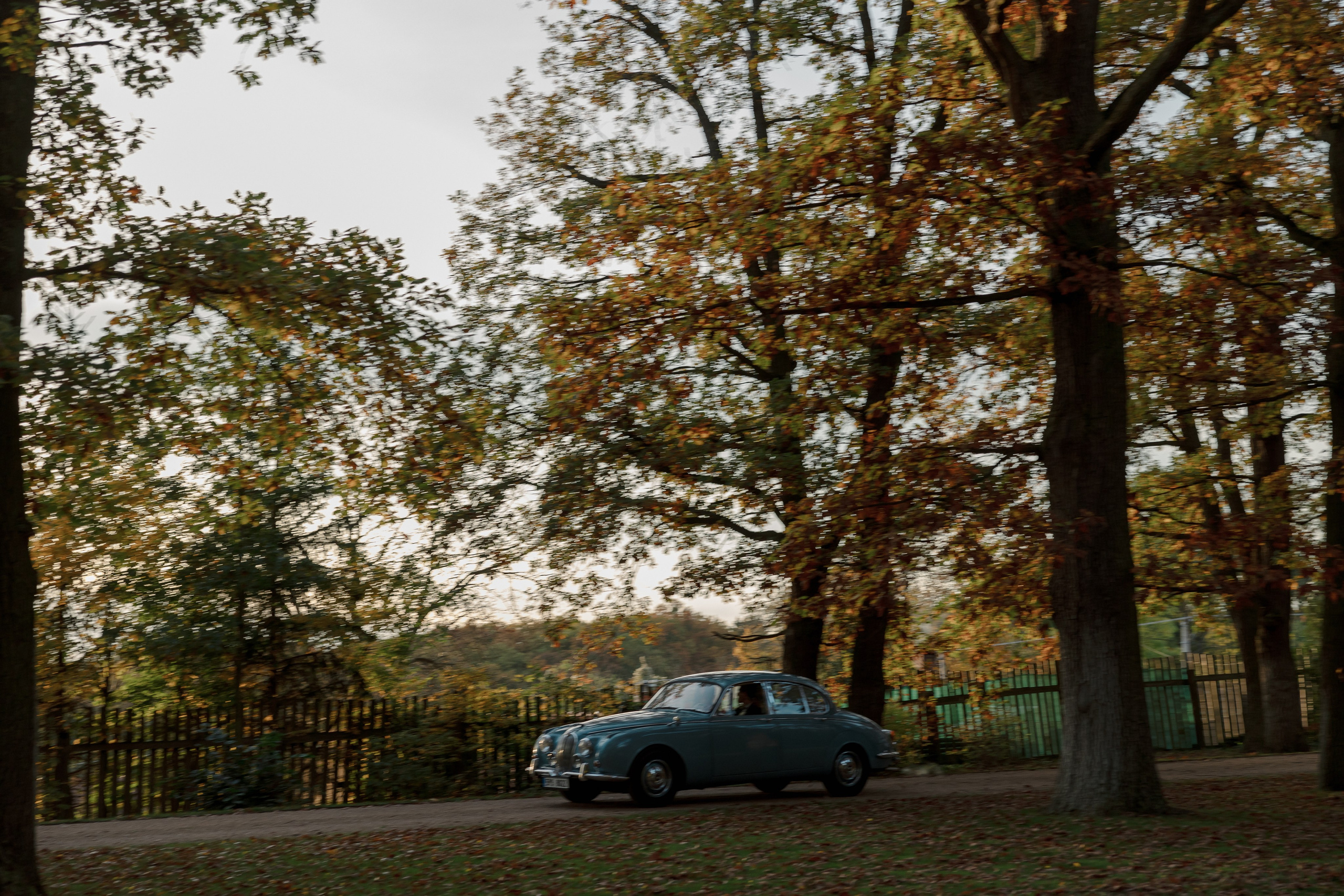 Timeless Romance: Gabriela & Martin's Wedding. Raw Studio: Capturing Elegant weddings accross Europe