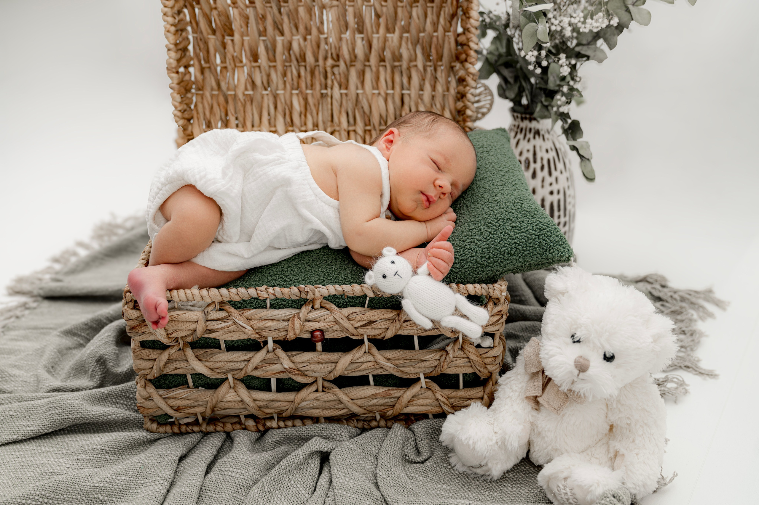 NAISSANCE. Florica Ghiriti - photographer in Paris