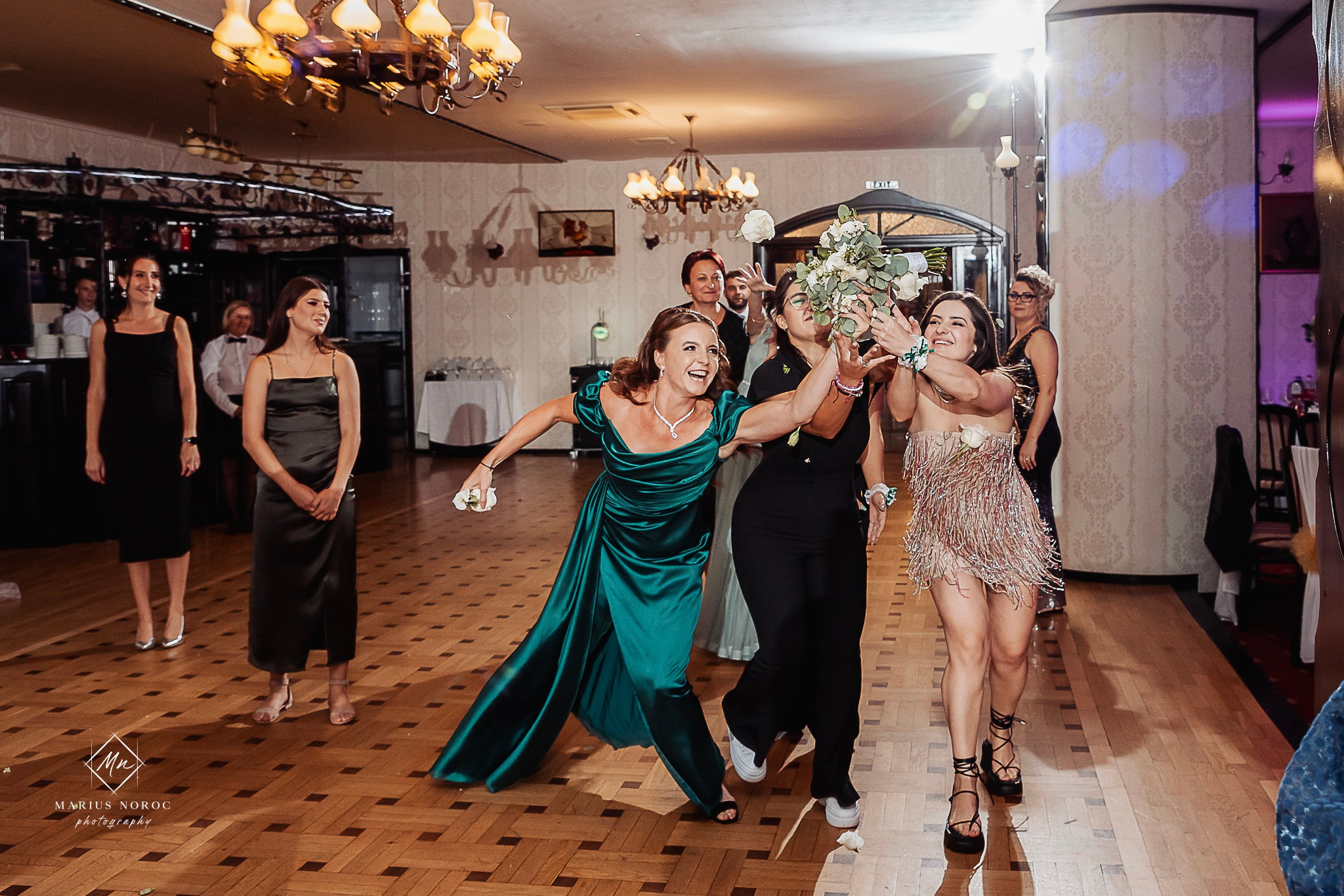 Alexandra & Florin | Popas Cucorani
