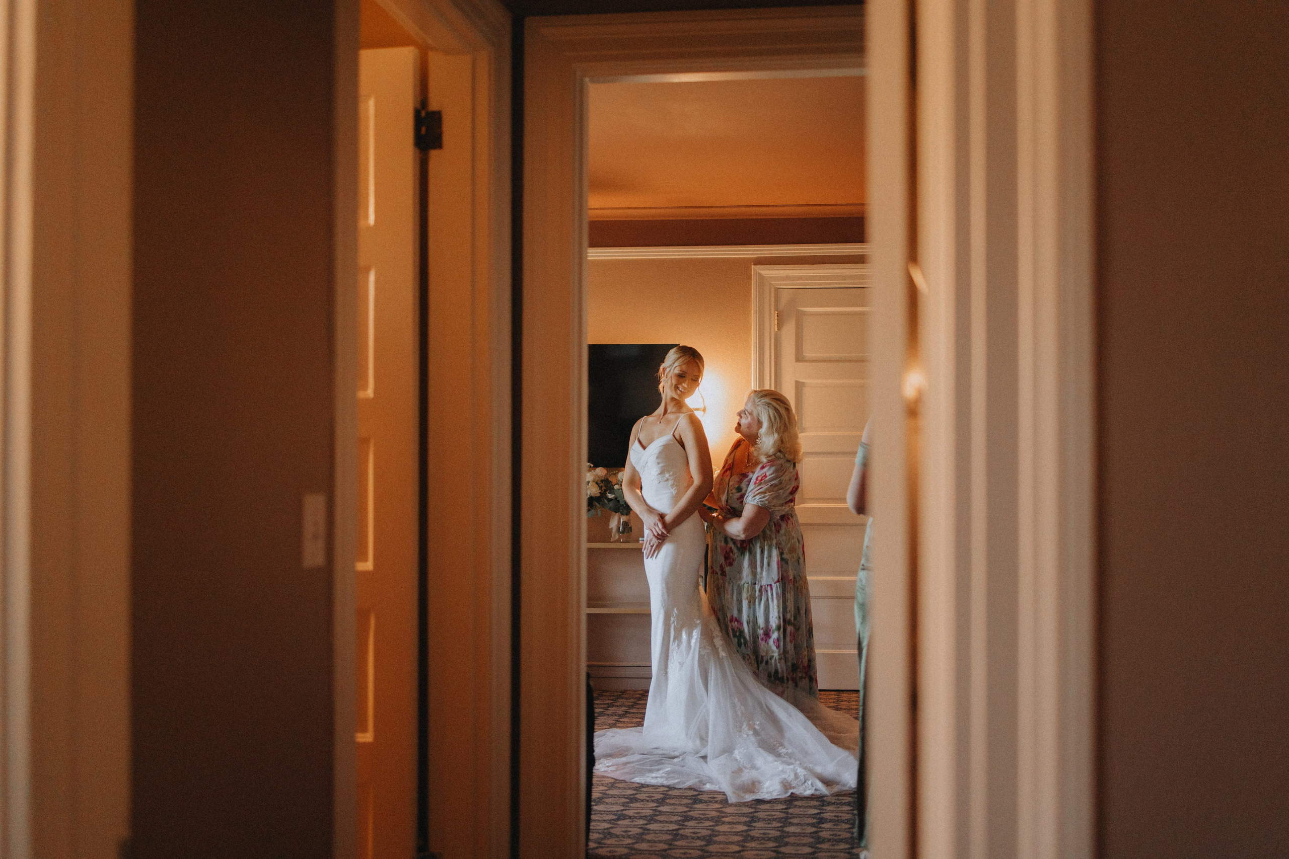 Brook & Richard's Wedding in Portland Oregon| Captured by Georgy Shishkin, Professional Wedding Photographer Seattle, Bend & Oregon Coast. Capturing Love in the Heart of the Pacific Northwes
