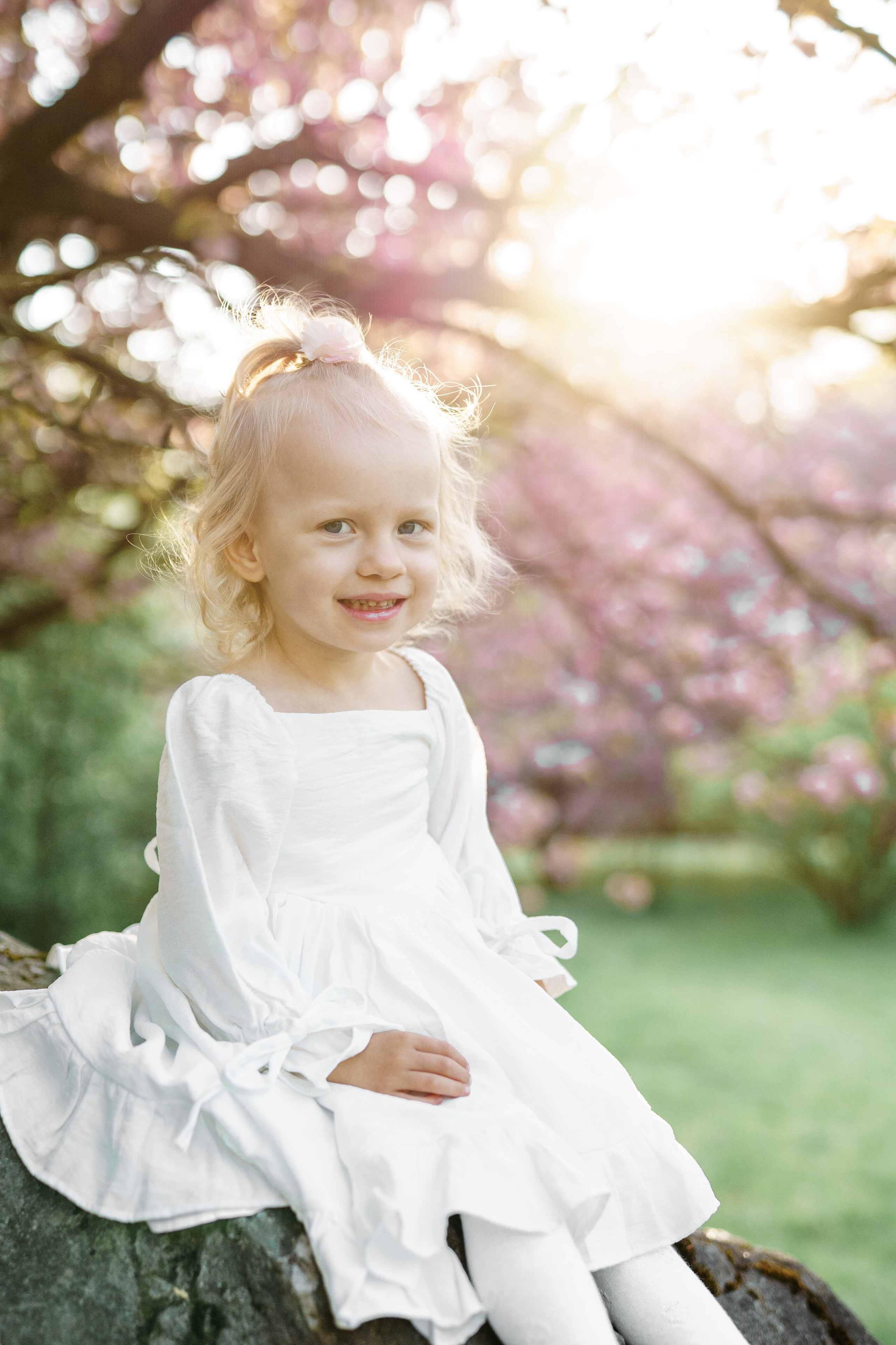 Sesja w plenerze. Fotograf Łódź - sesja ciążowa, noworodkowa, dziecięca. Studio w Łodzi